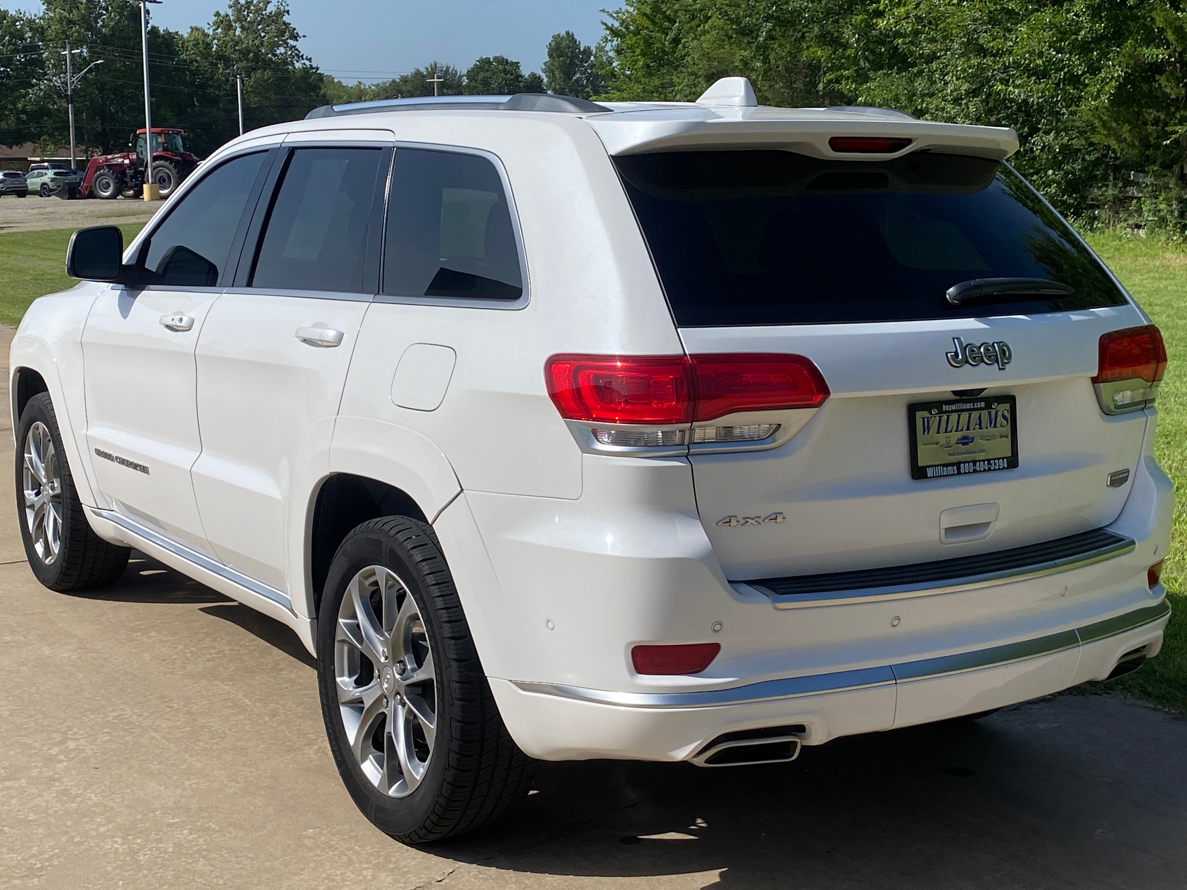 2019 Jeep Grand Cherokee Base