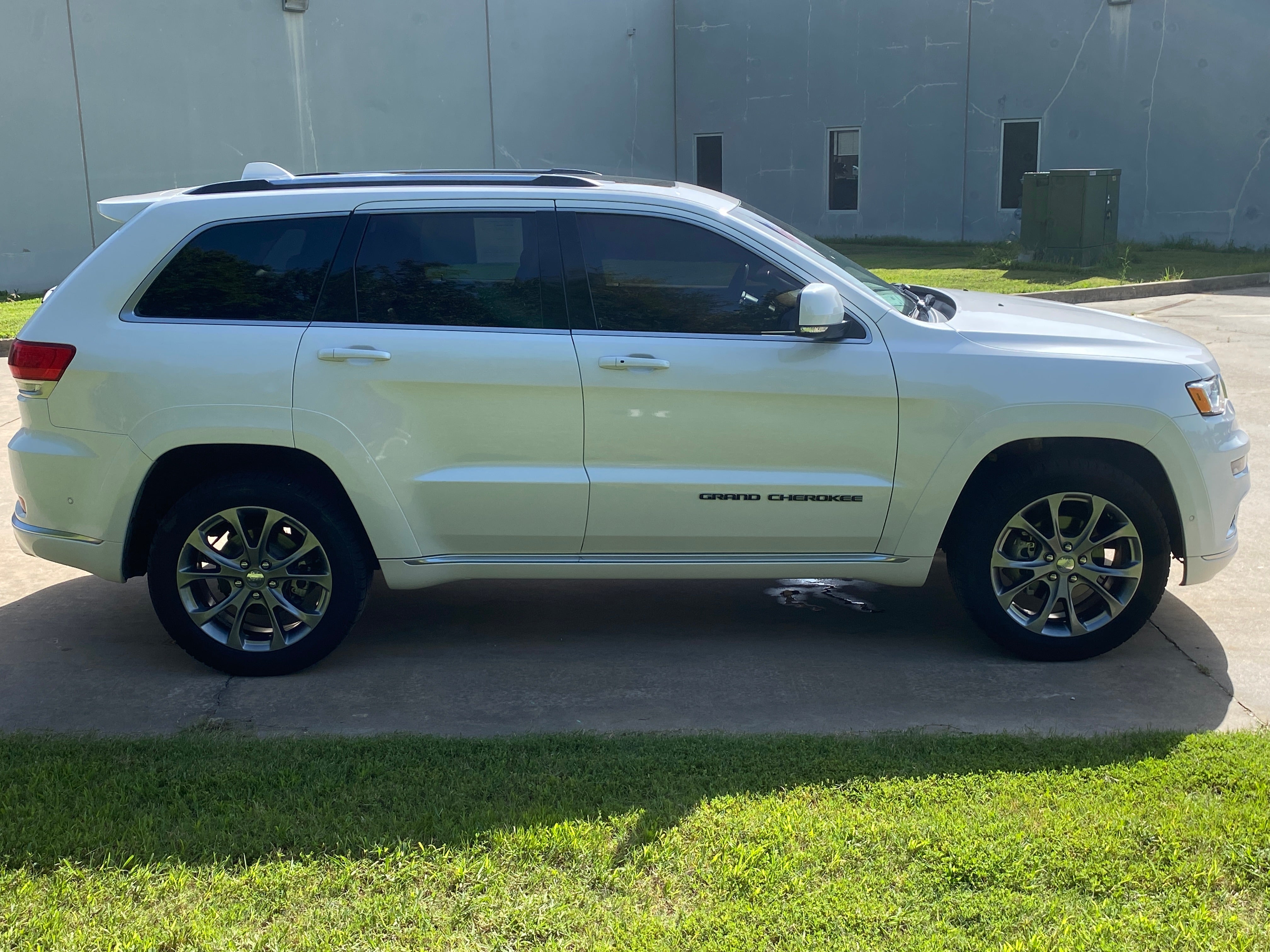 2019 Jeep Grand Cherokee Base
