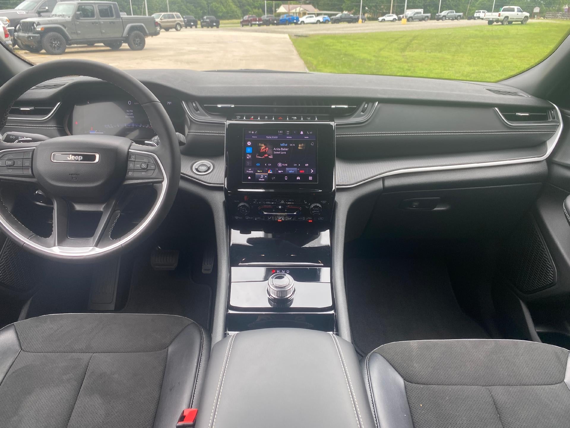 2023 Jeep Grand Cherokee L Altitude