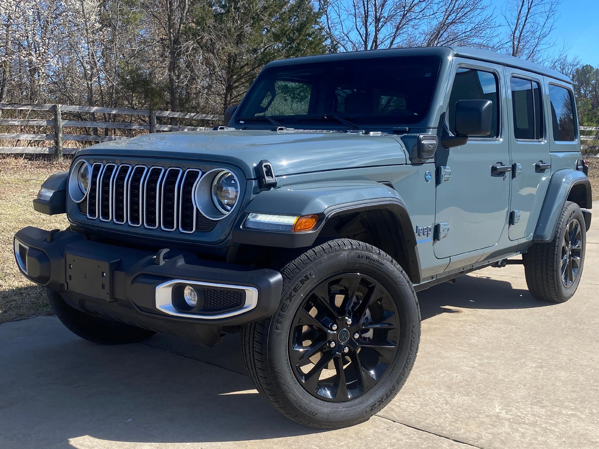 2025 Jeep Wrangler 4xe Sahara