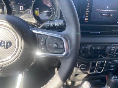 2025 Jeep Wrangler 4xe Sahara