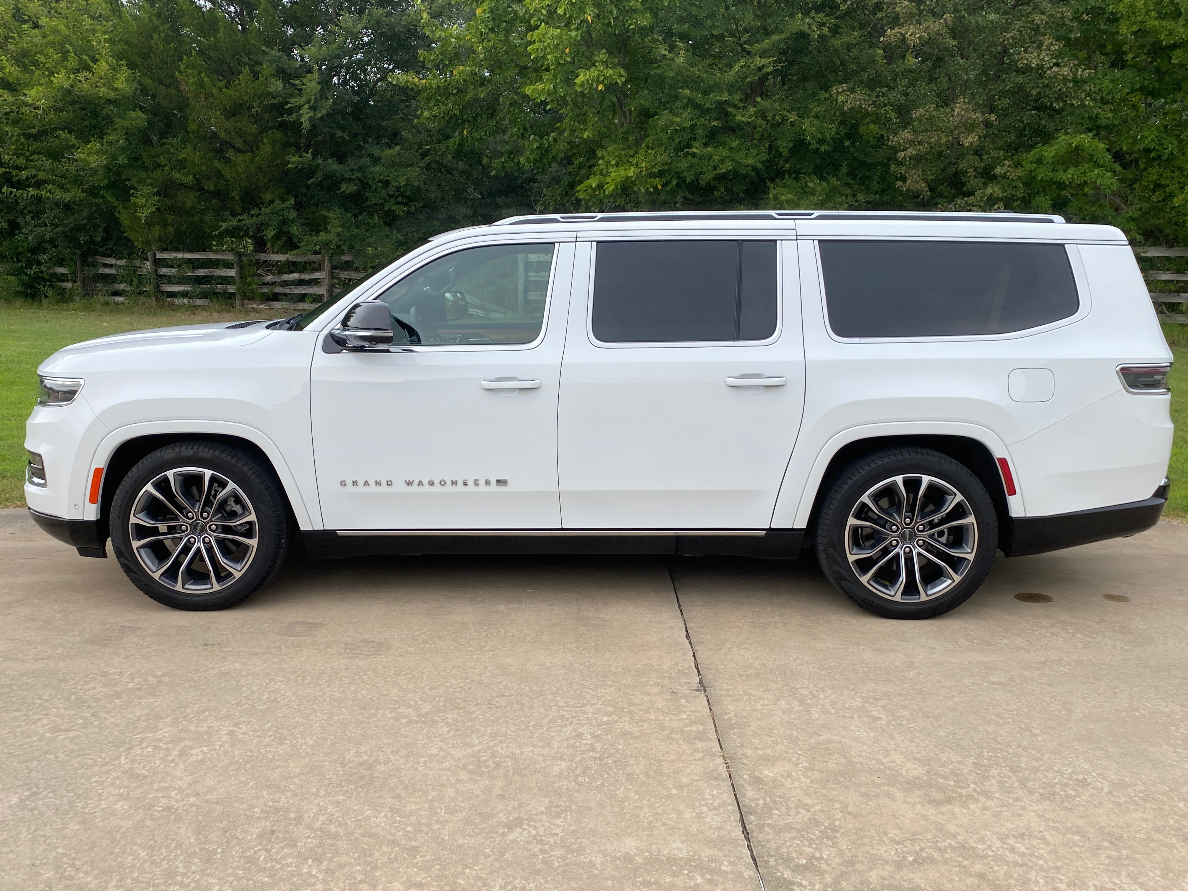 2024 Jeep Grand Wagoneer L Series III