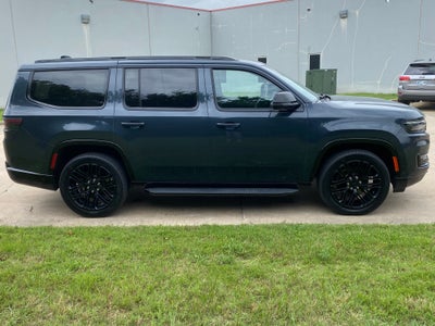 2024 Jeep Wagoneer Base