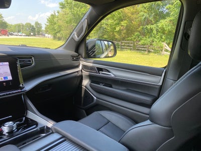 2025 Jeep Wagoneer Series II