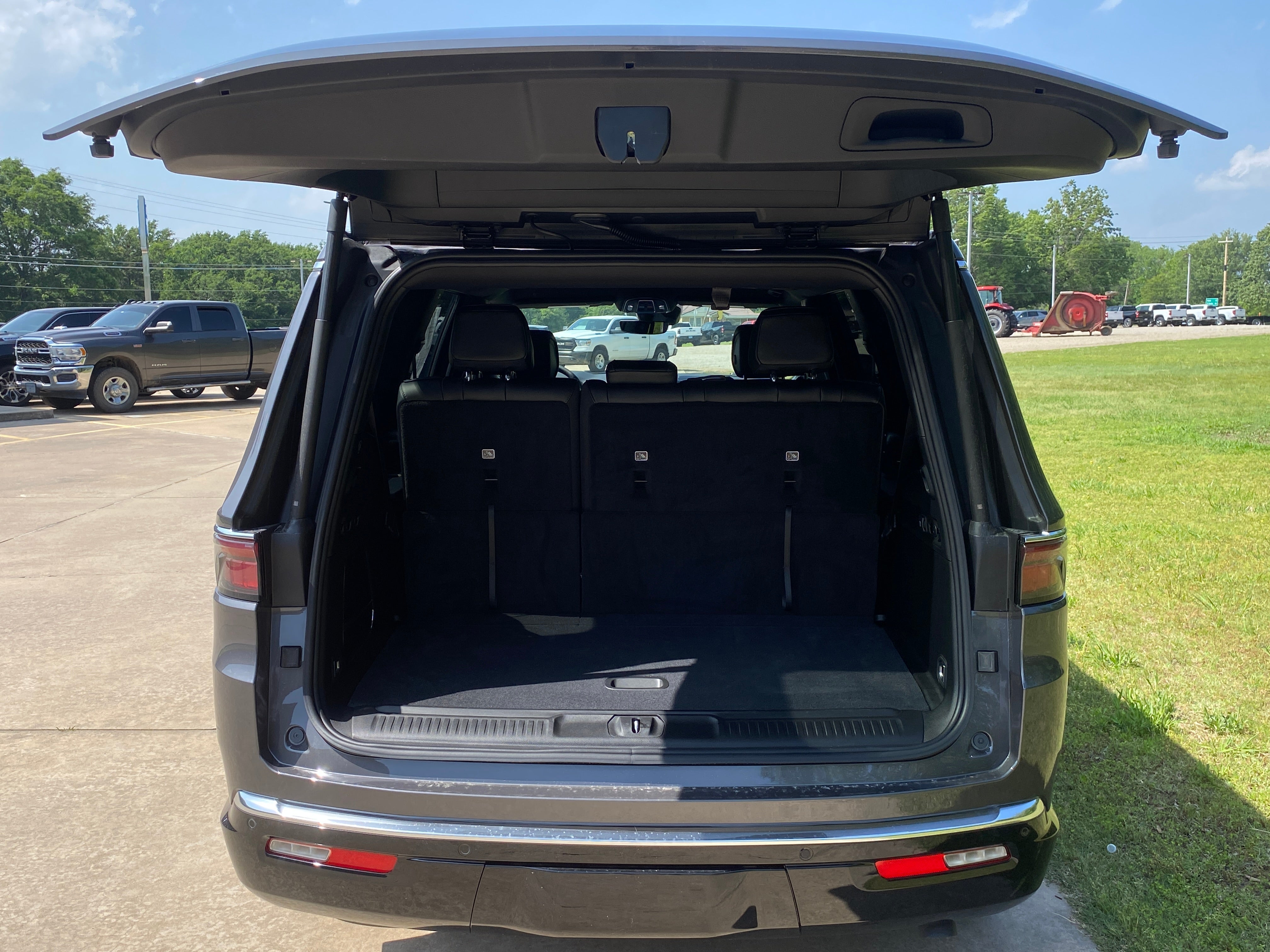 2025 Jeep Wagoneer Series II