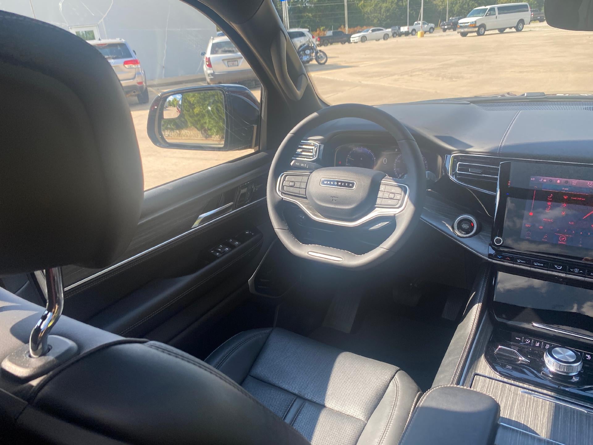 2023 Jeep Wagoneer Series III