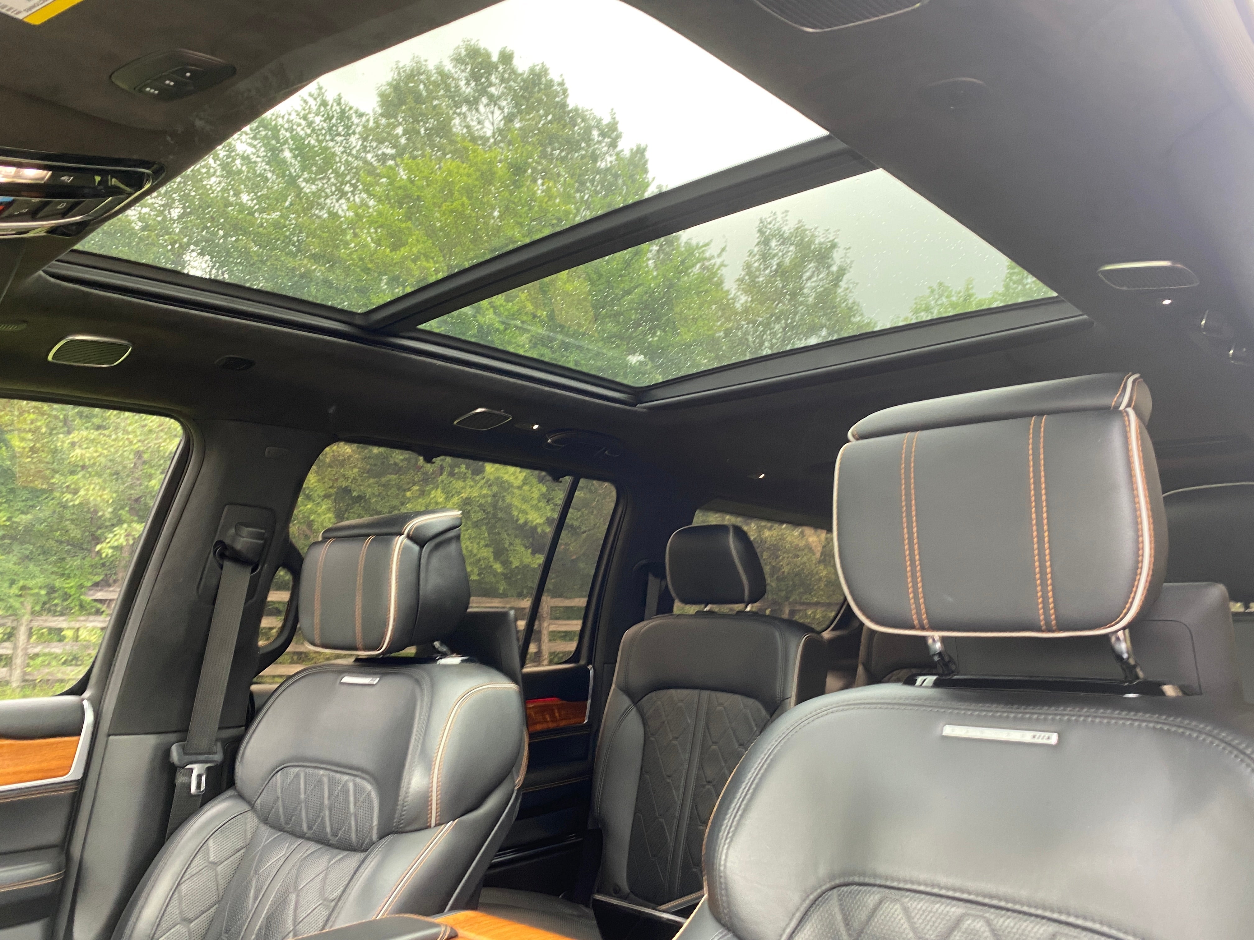 2022 Jeep Grand Wagoneer Series III