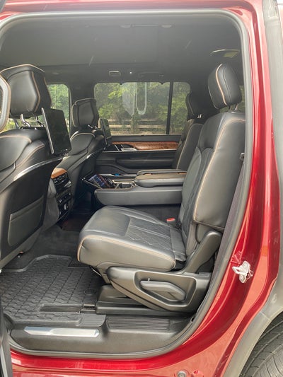 2022 Jeep Grand Wagoneer Series III