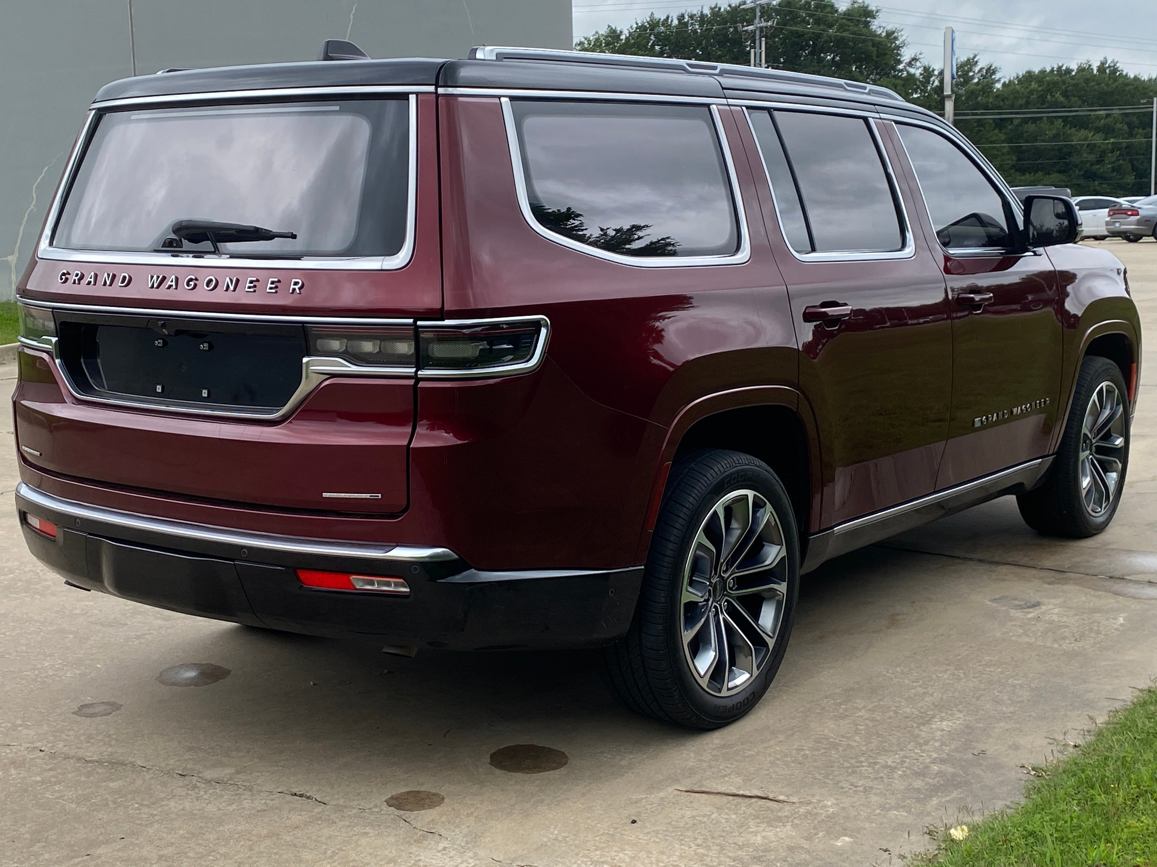 2022 Jeep Grand Wagoneer Series III
