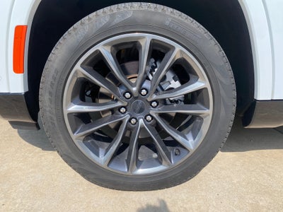 2025 Jeep Grand Wagoneer Base