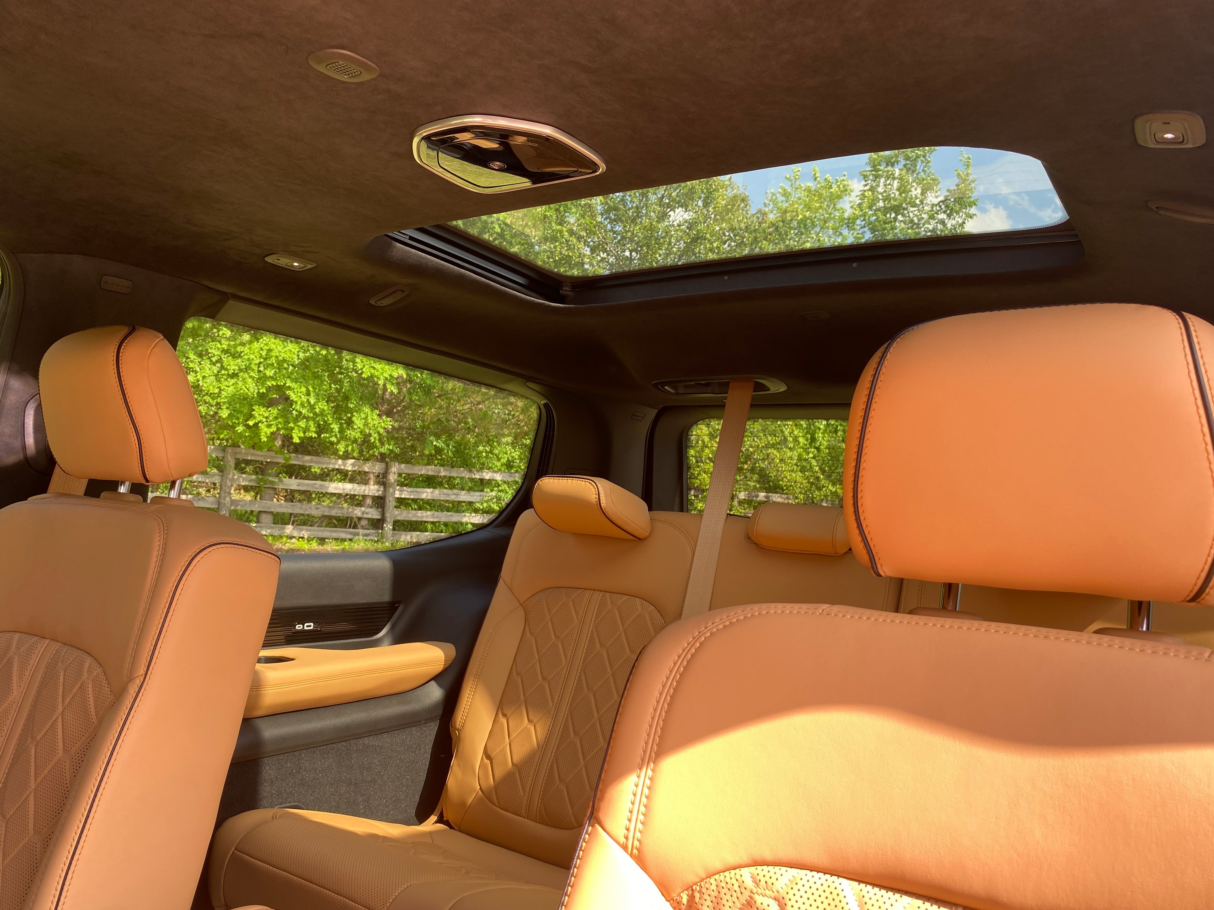 2025 Jeep Grand Wagoneer Base