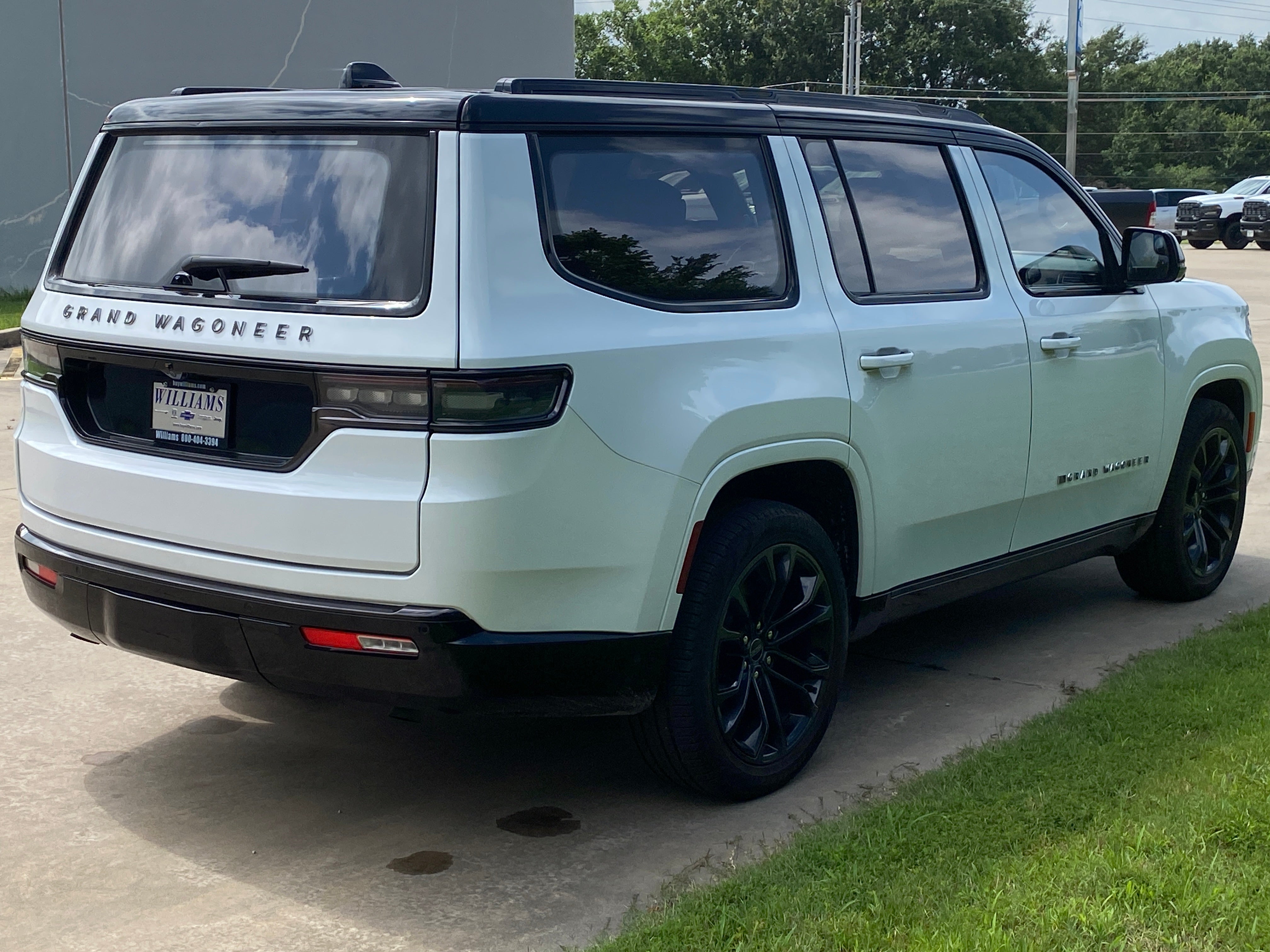 2024 Jeep Grand Wagoneer Series III Obsidian