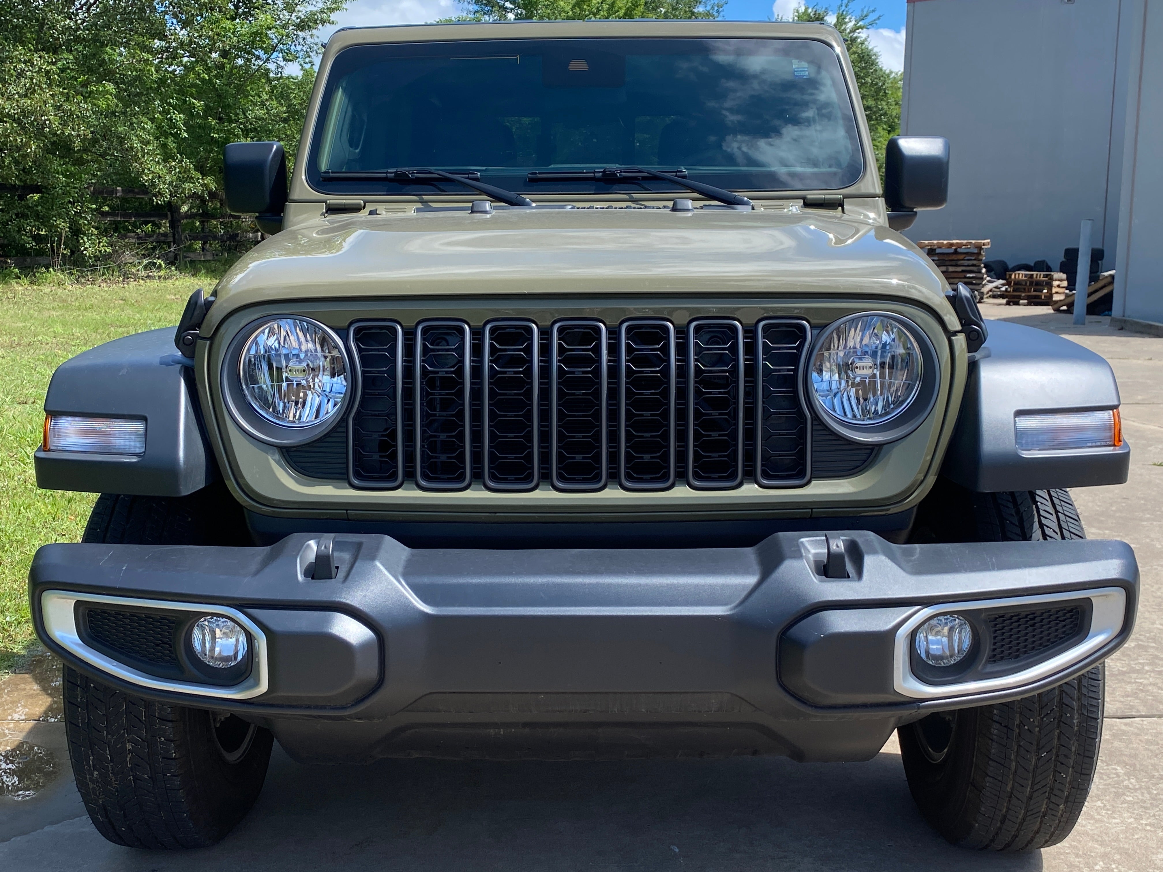 2025 Jeep Gladiator Sport S