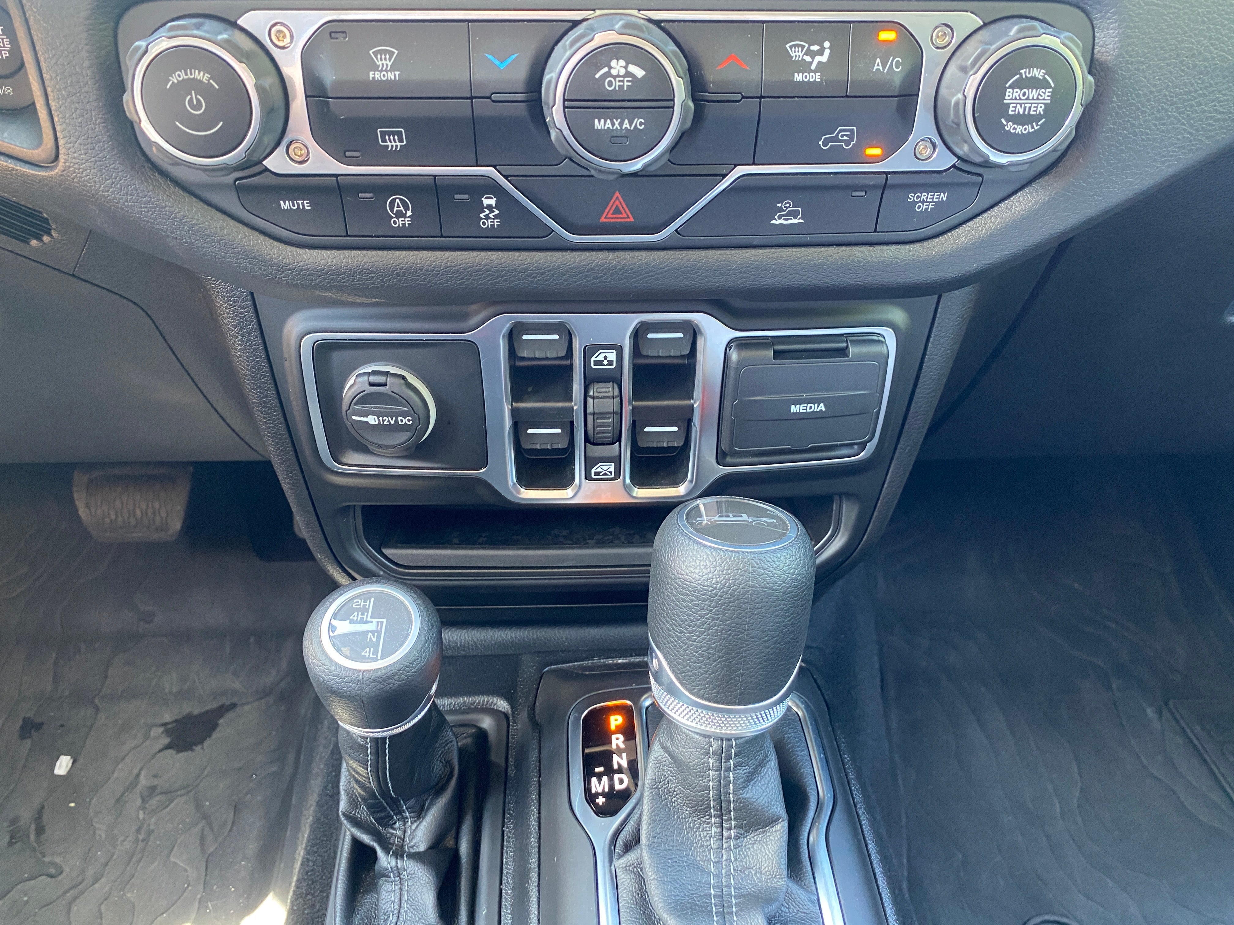 2025 Jeep Gladiator Sport S