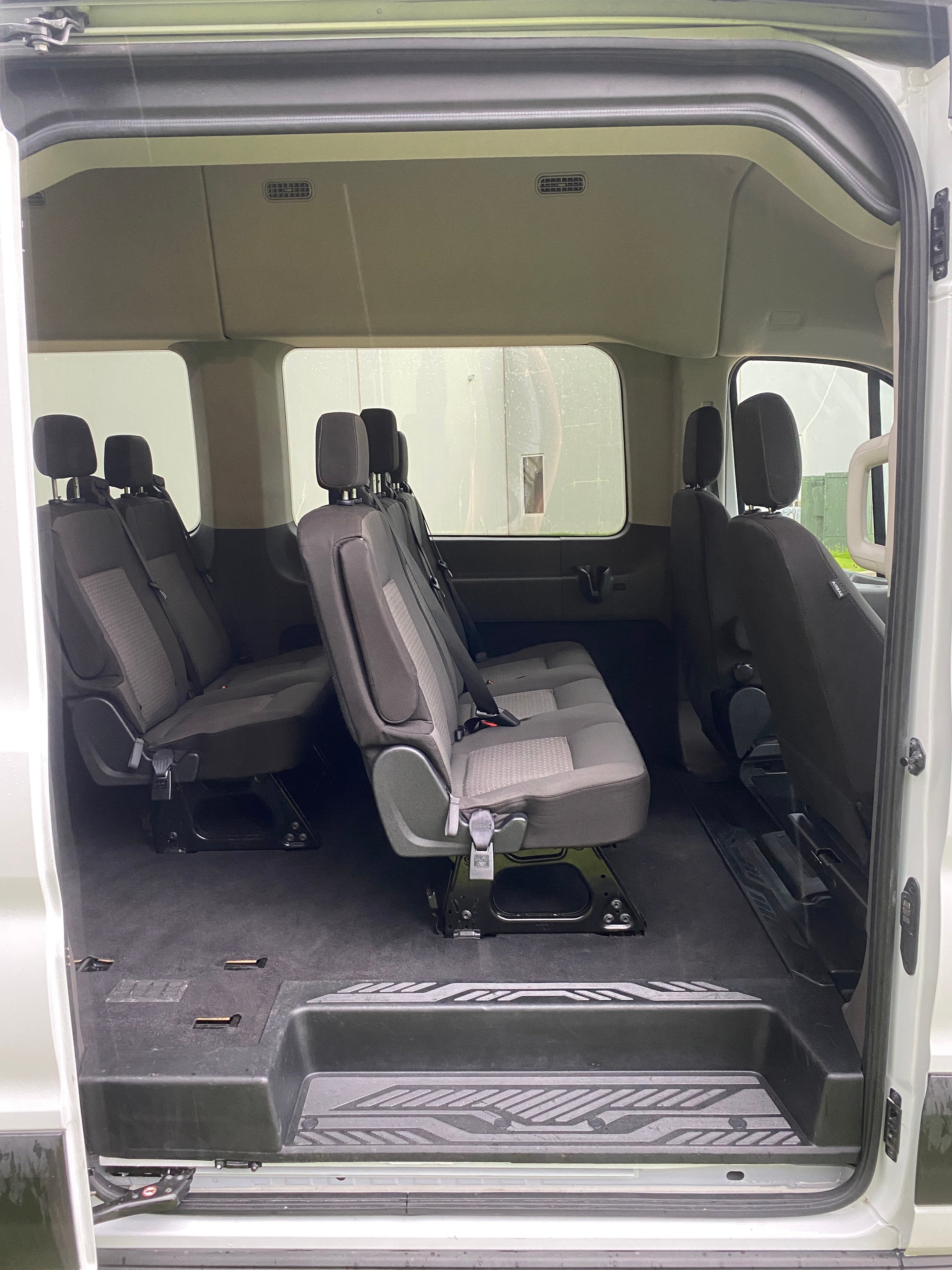 2024 Ford Transit Passenger Wagon XL