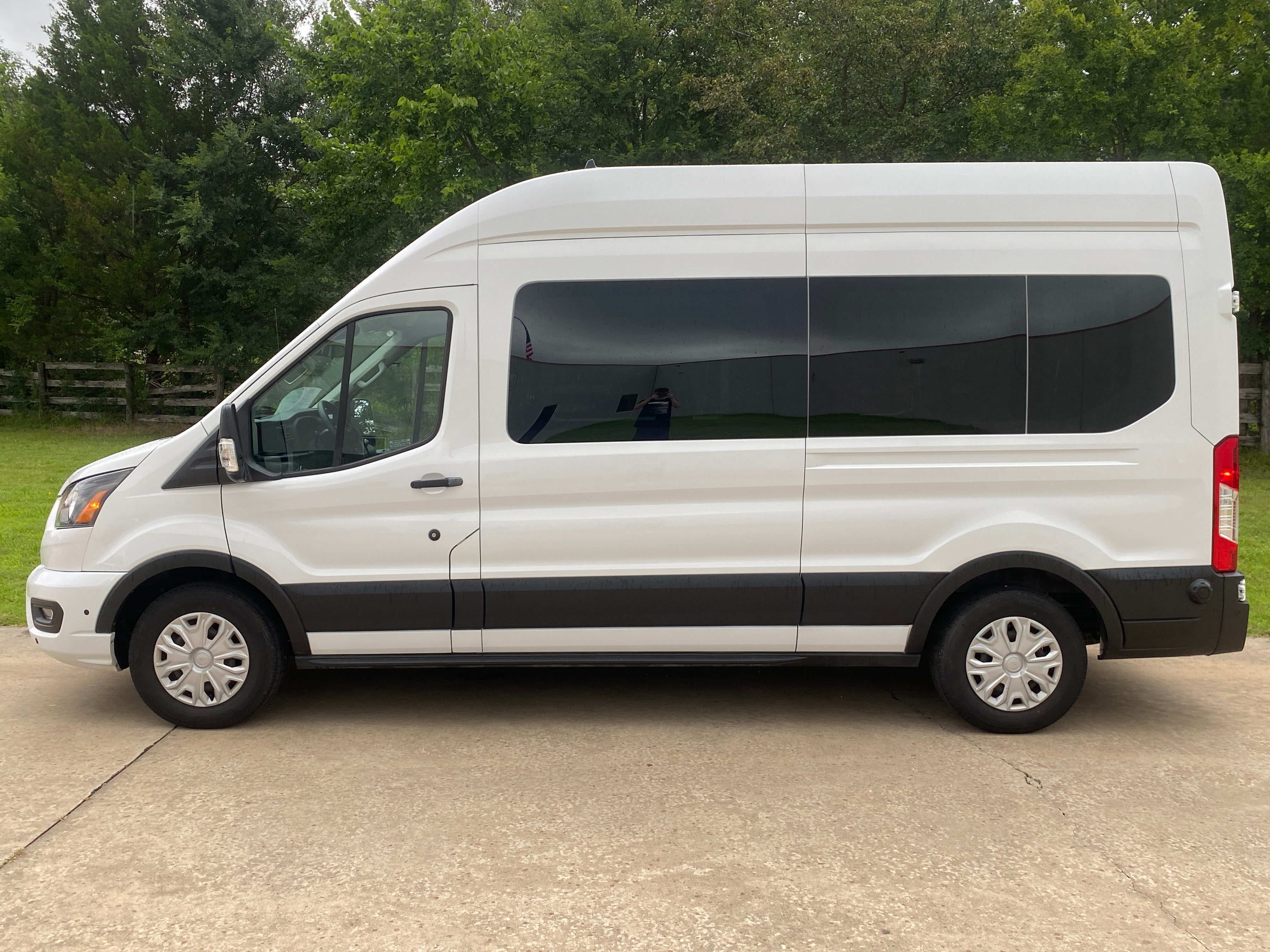 2024 Ford Transit Passenger Wagon XL