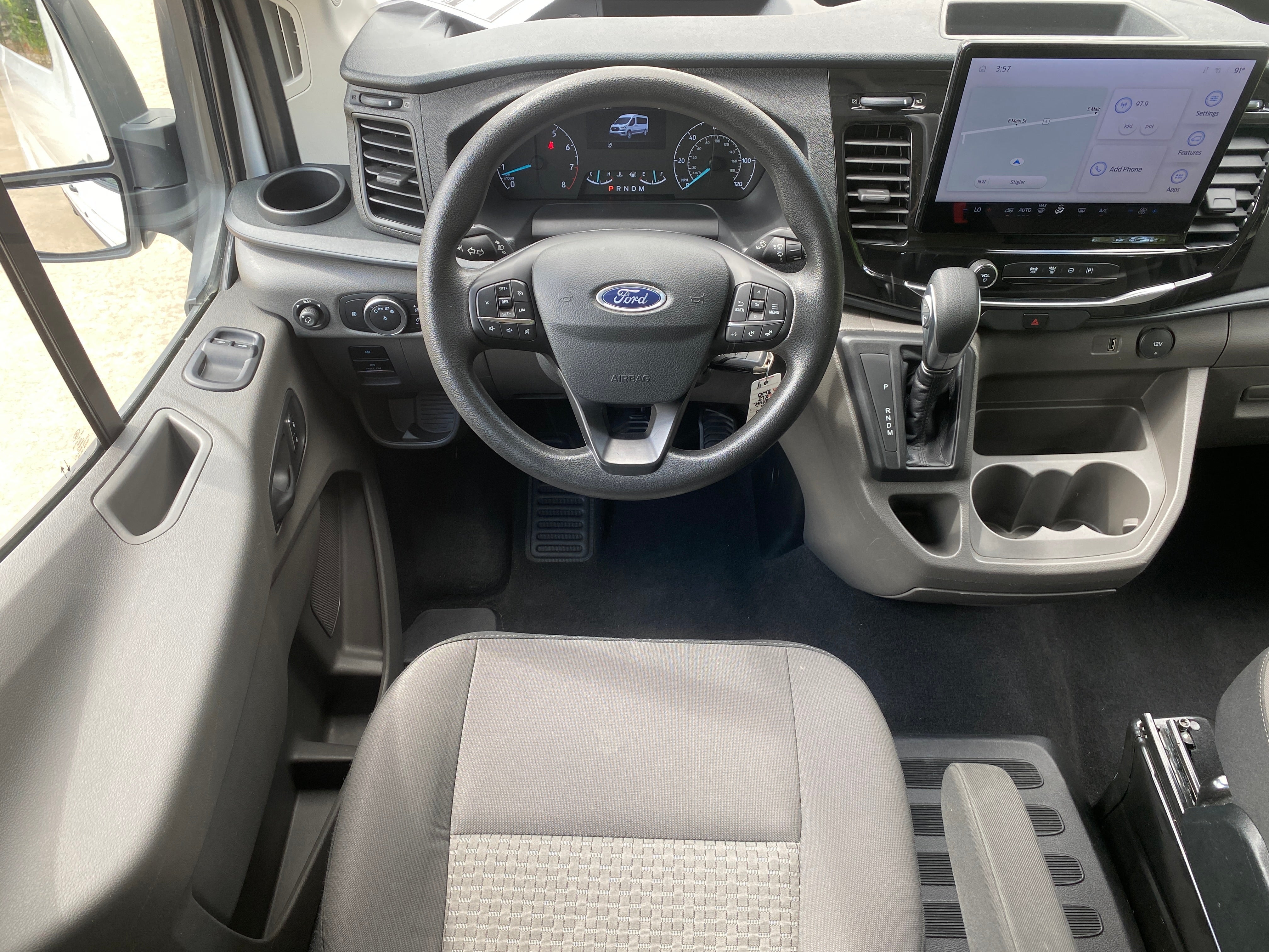 2025 Ford Transit Passenger Wagon XL