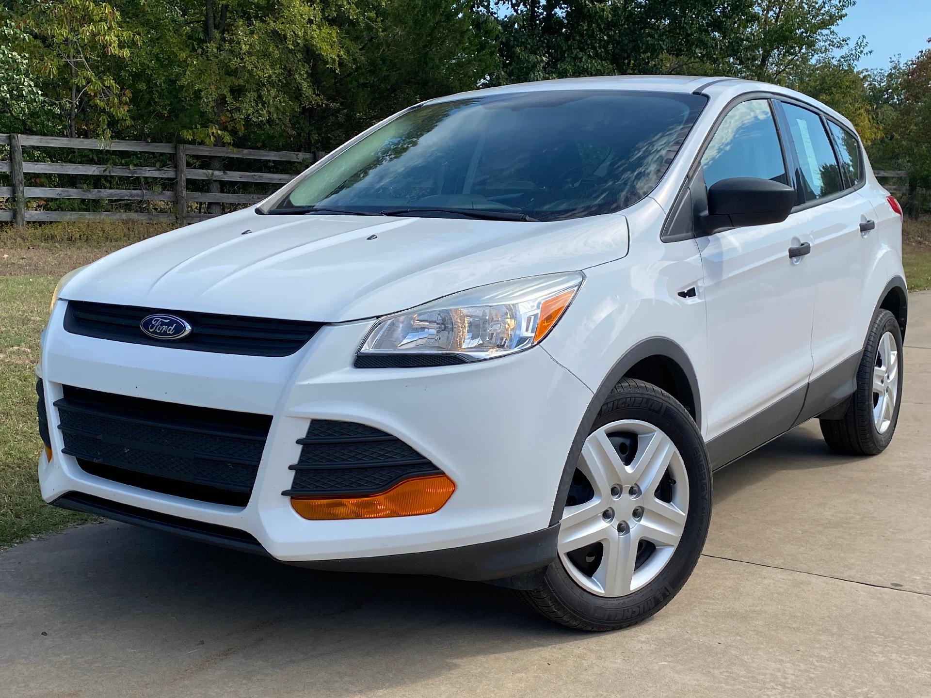 2014 Ford Escape S