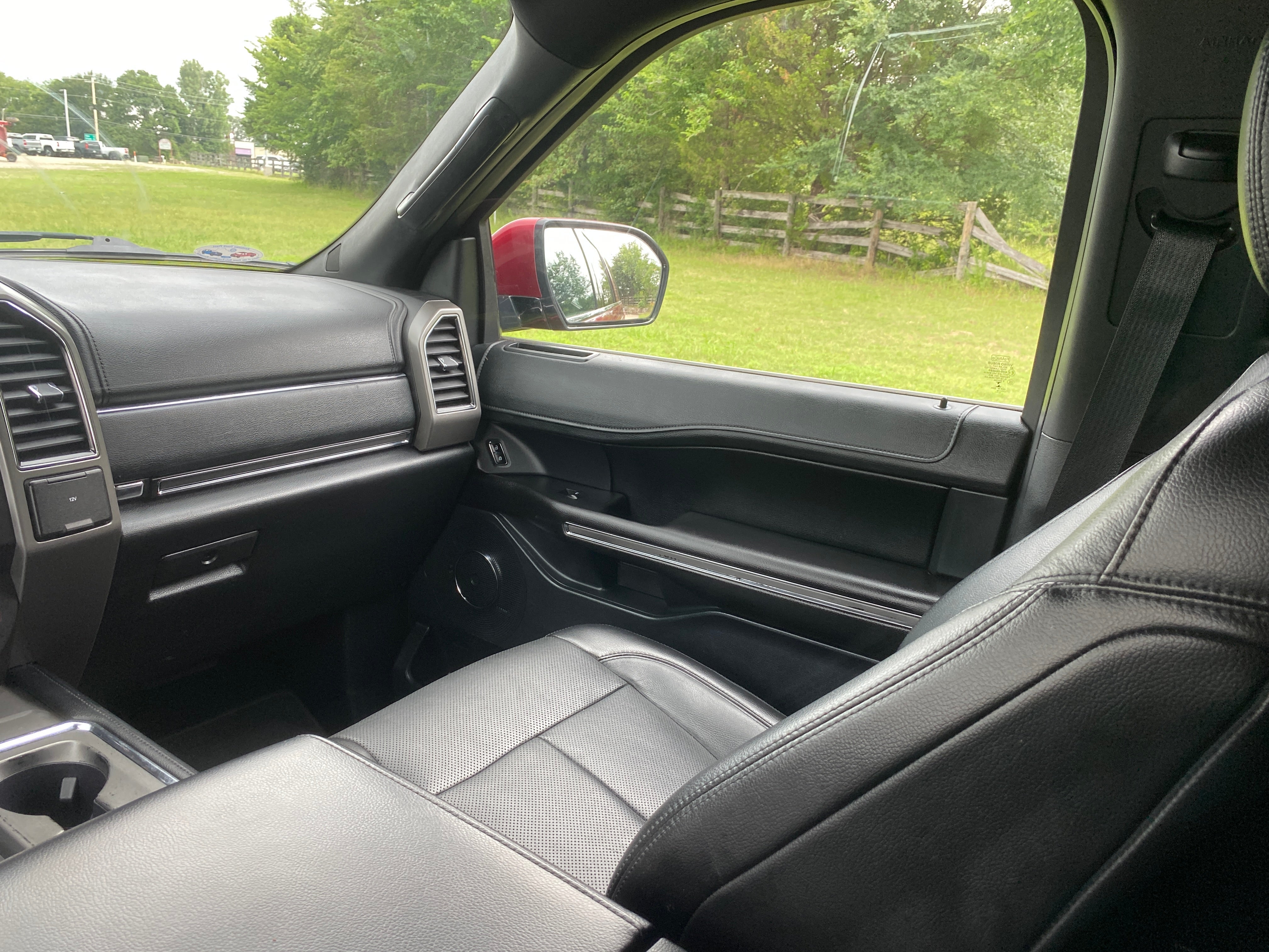 2018 Ford Expedition Base