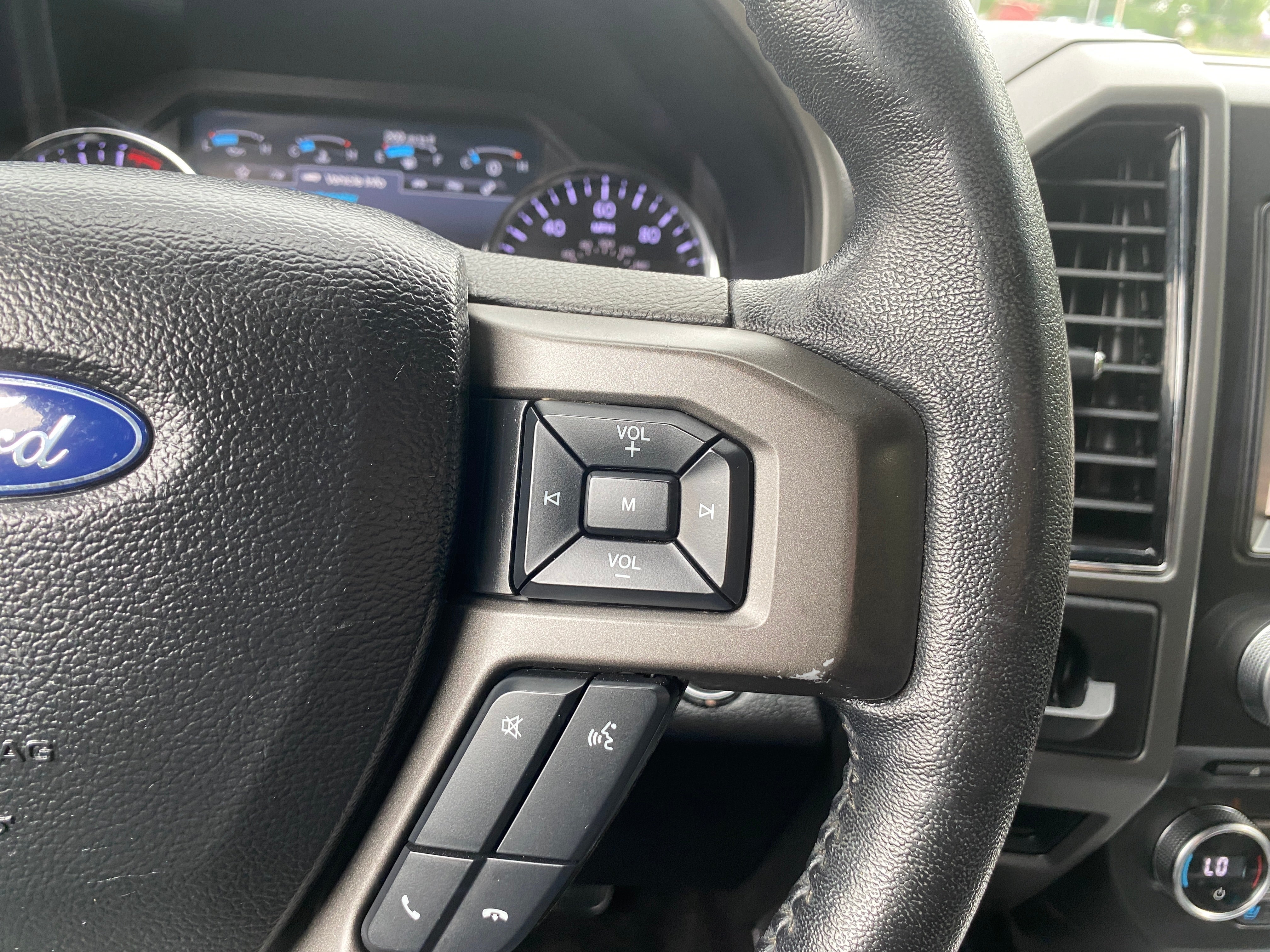 2018 Ford Expedition Base
