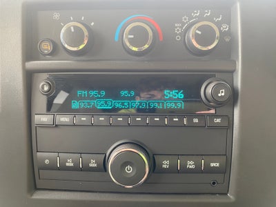 2025 Chevrolet Express Passenger 1LT