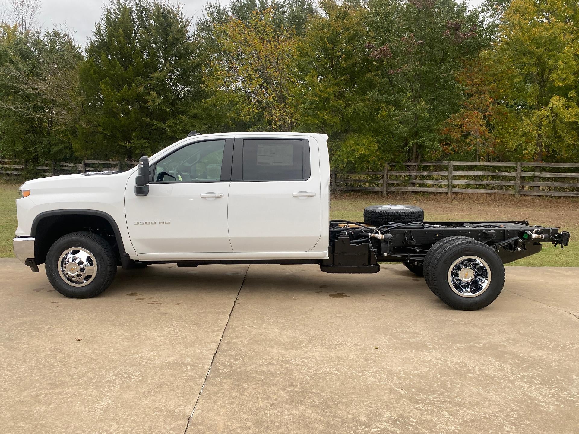 2026 Chevrolet Silverado 3500 HD Chassis Cab LT