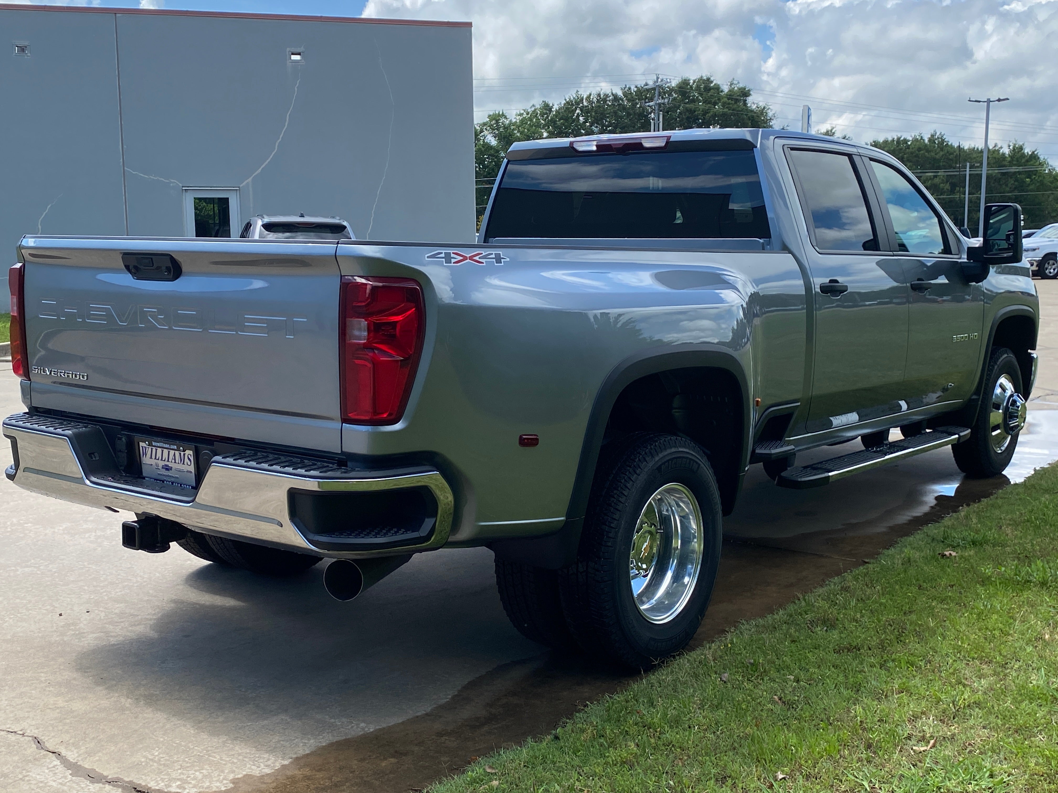 2026 Chevrolet Silverado 3500 HD WT DRW