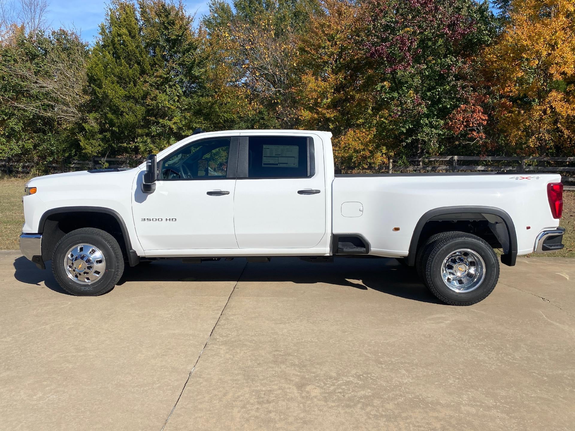 2026 Chevrolet Silverado 3500 HD WT DRW