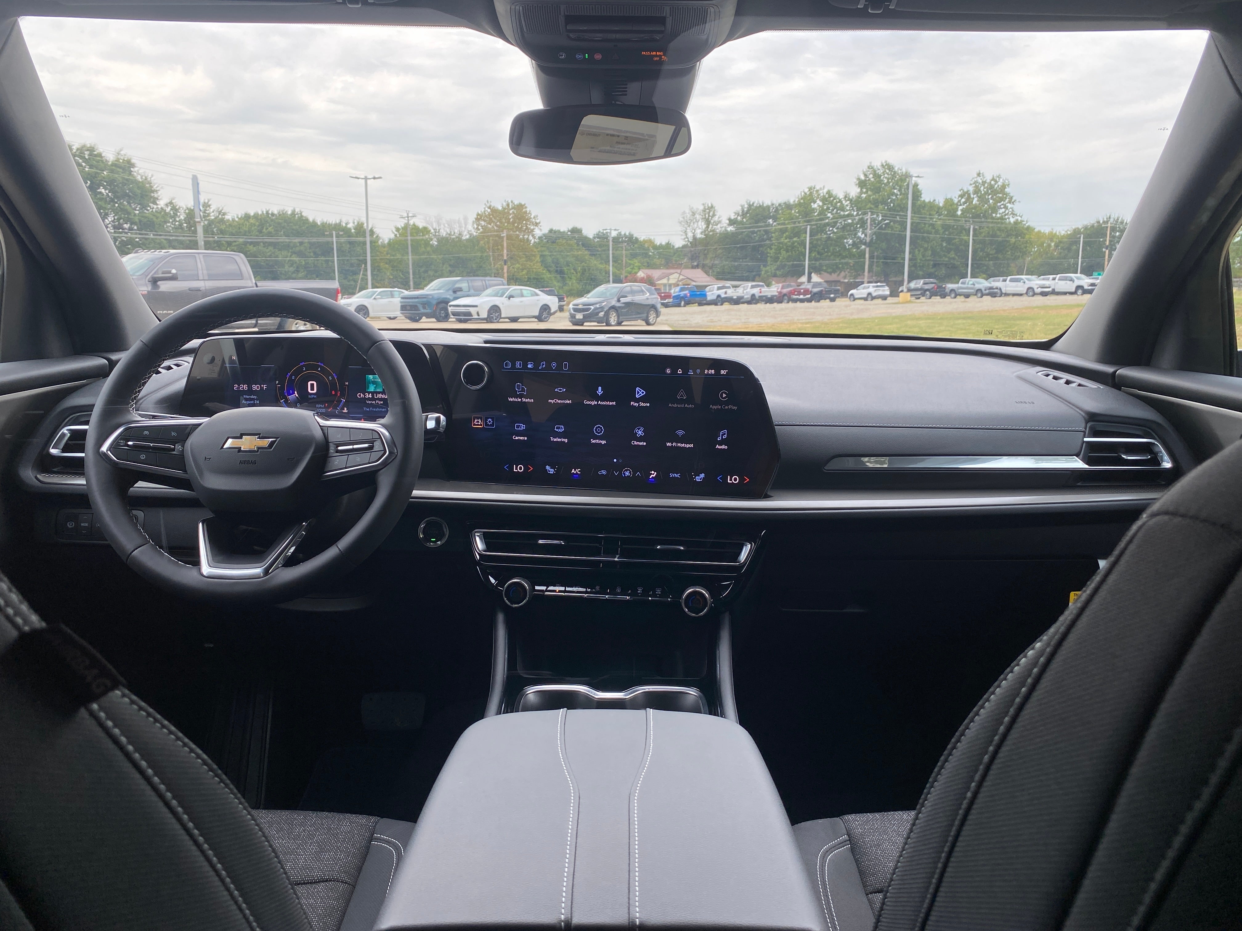 2027 Chevrolet Traverse LT