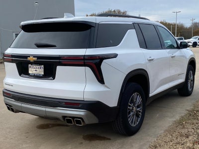 2025 Chevrolet Traverse LT