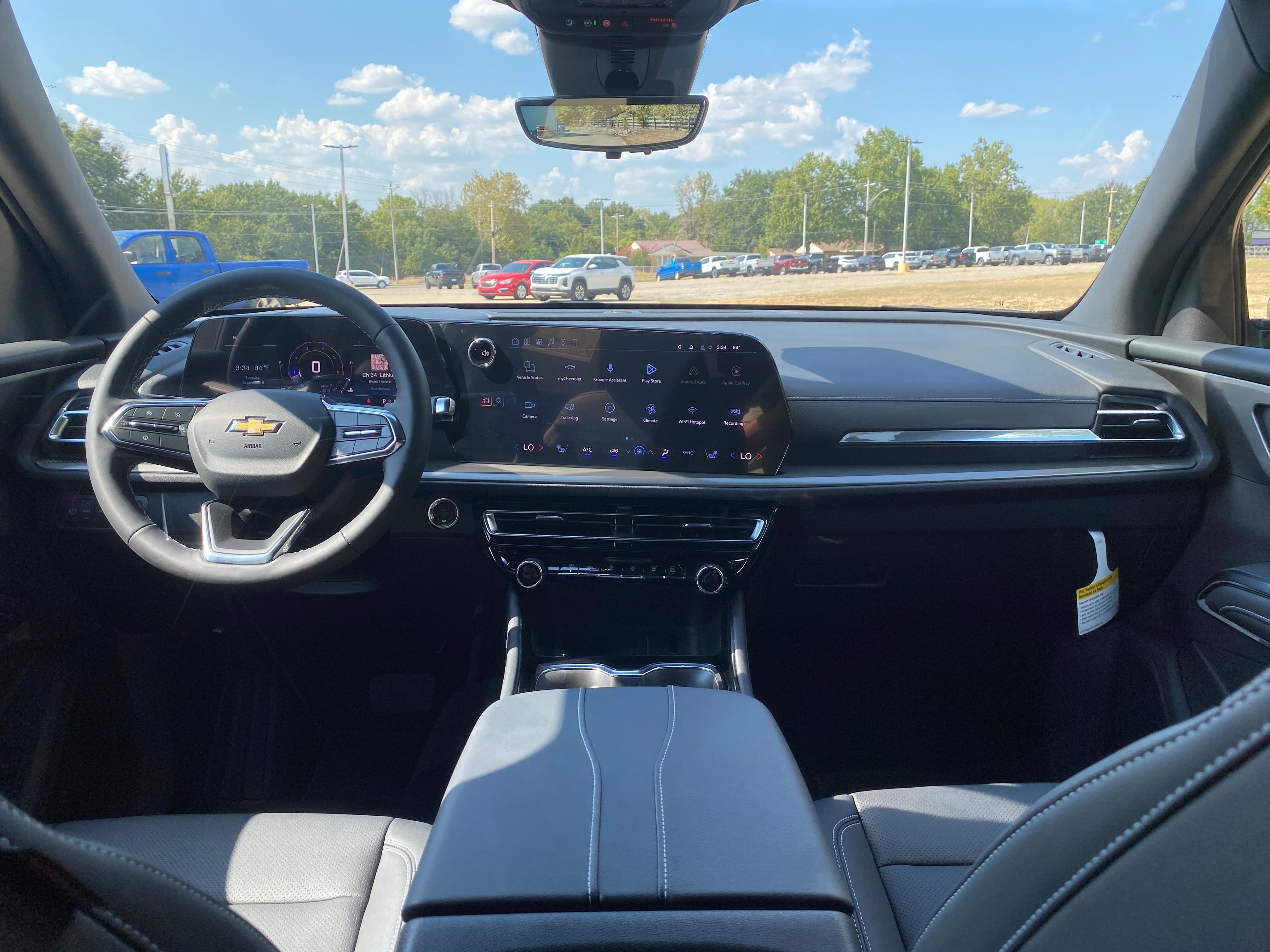 2027 Chevrolet Traverse LT