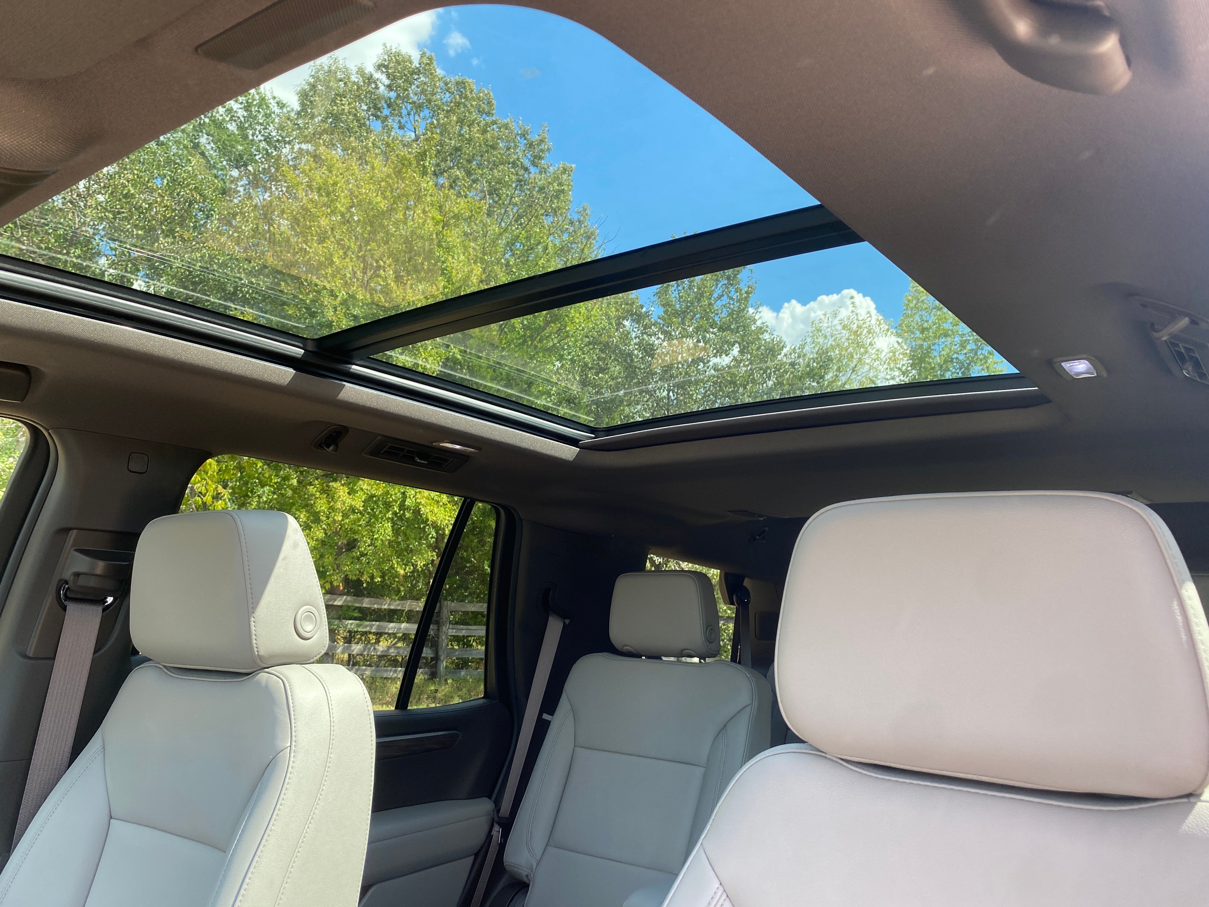 2026 Chevrolet Tahoe Z71 - Photo 12