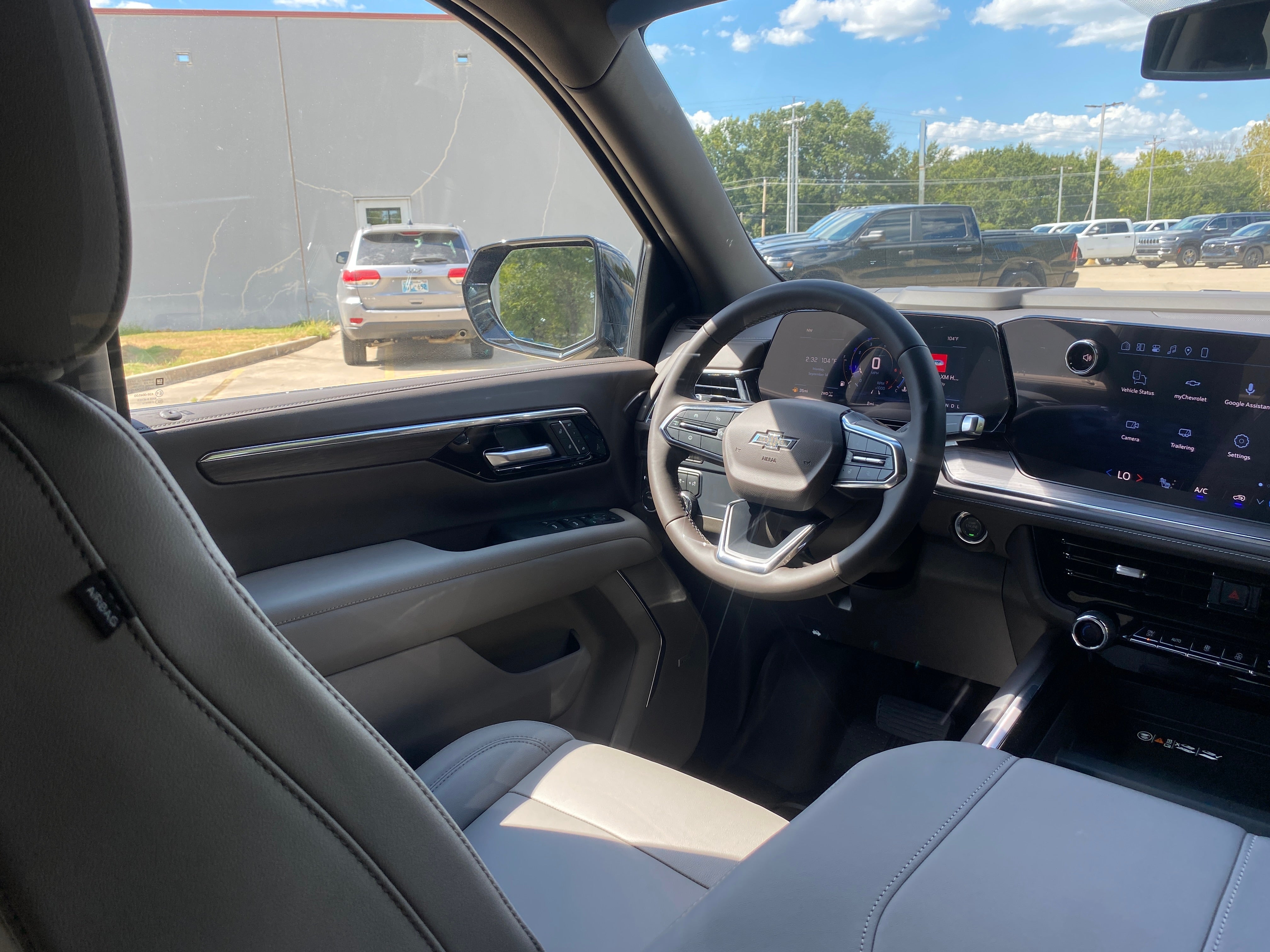 2026 Chevrolet Tahoe Z71 - Photo 16