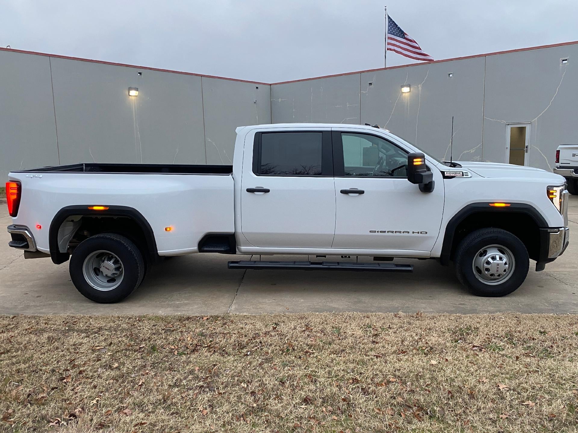 2024 GMC Sierra 3500 HD Pro DRW