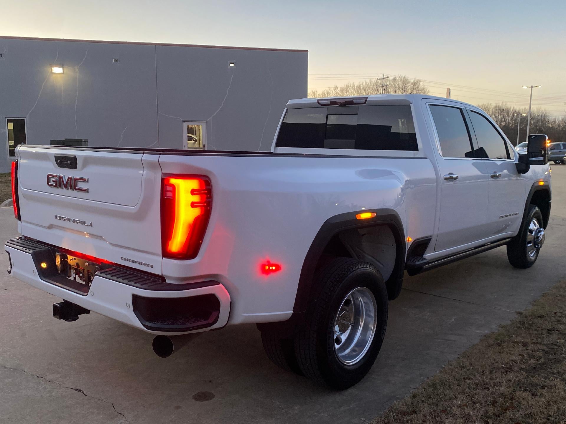 2024 GMC Sierra 3500 HD Denali