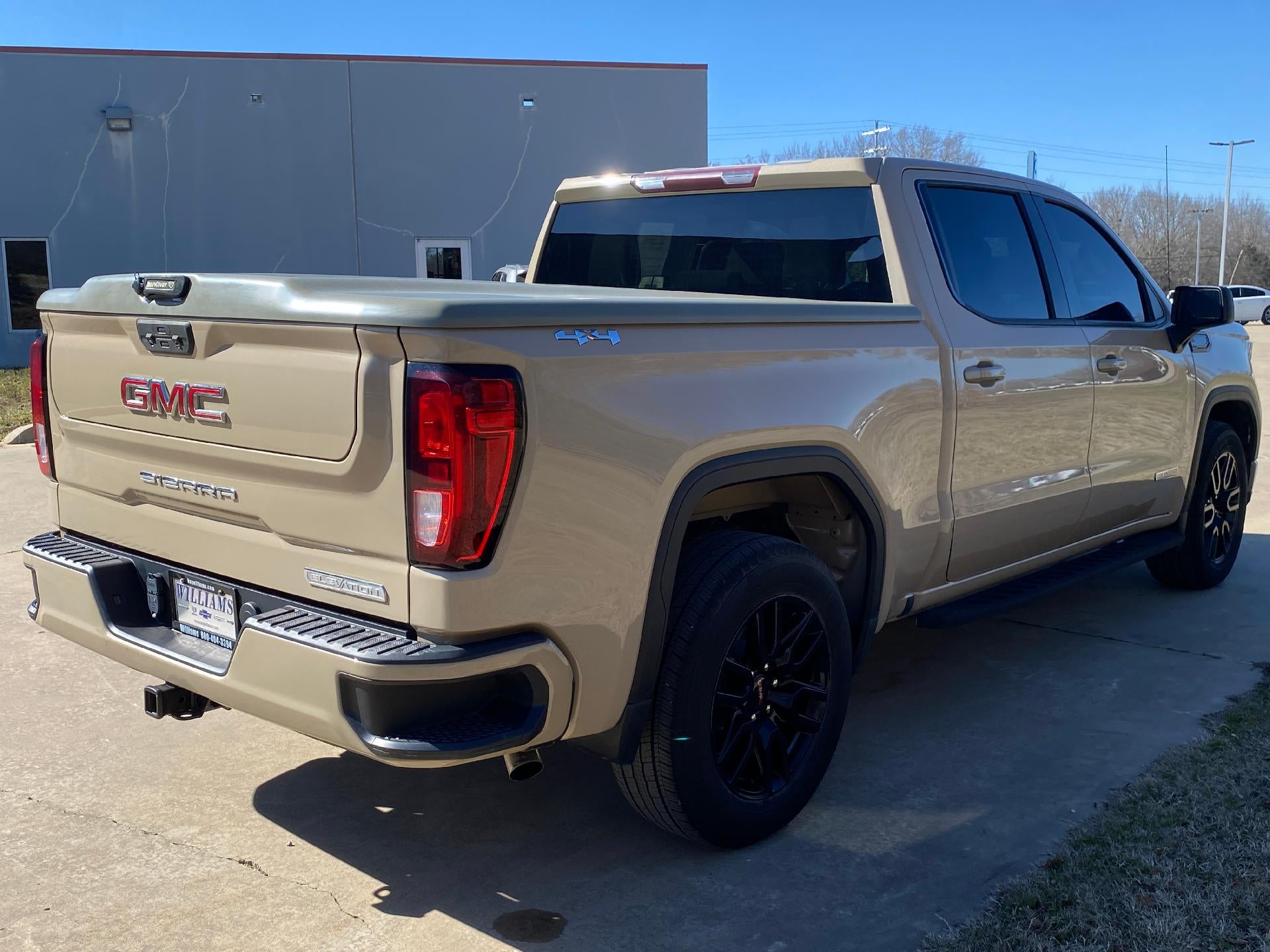 2023 GMC Sierra 1500 Elevation