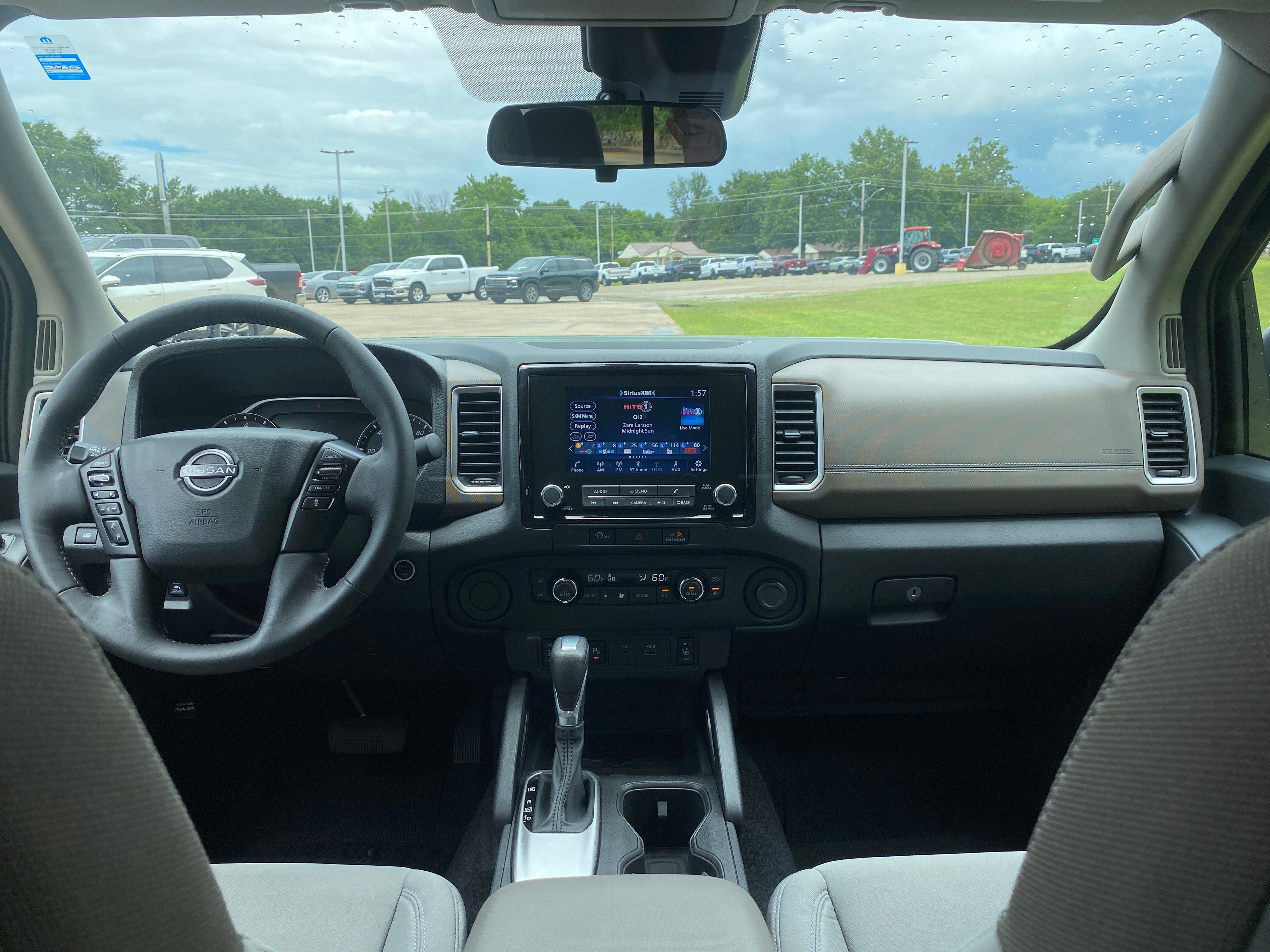 2024 Nissan Frontier SV