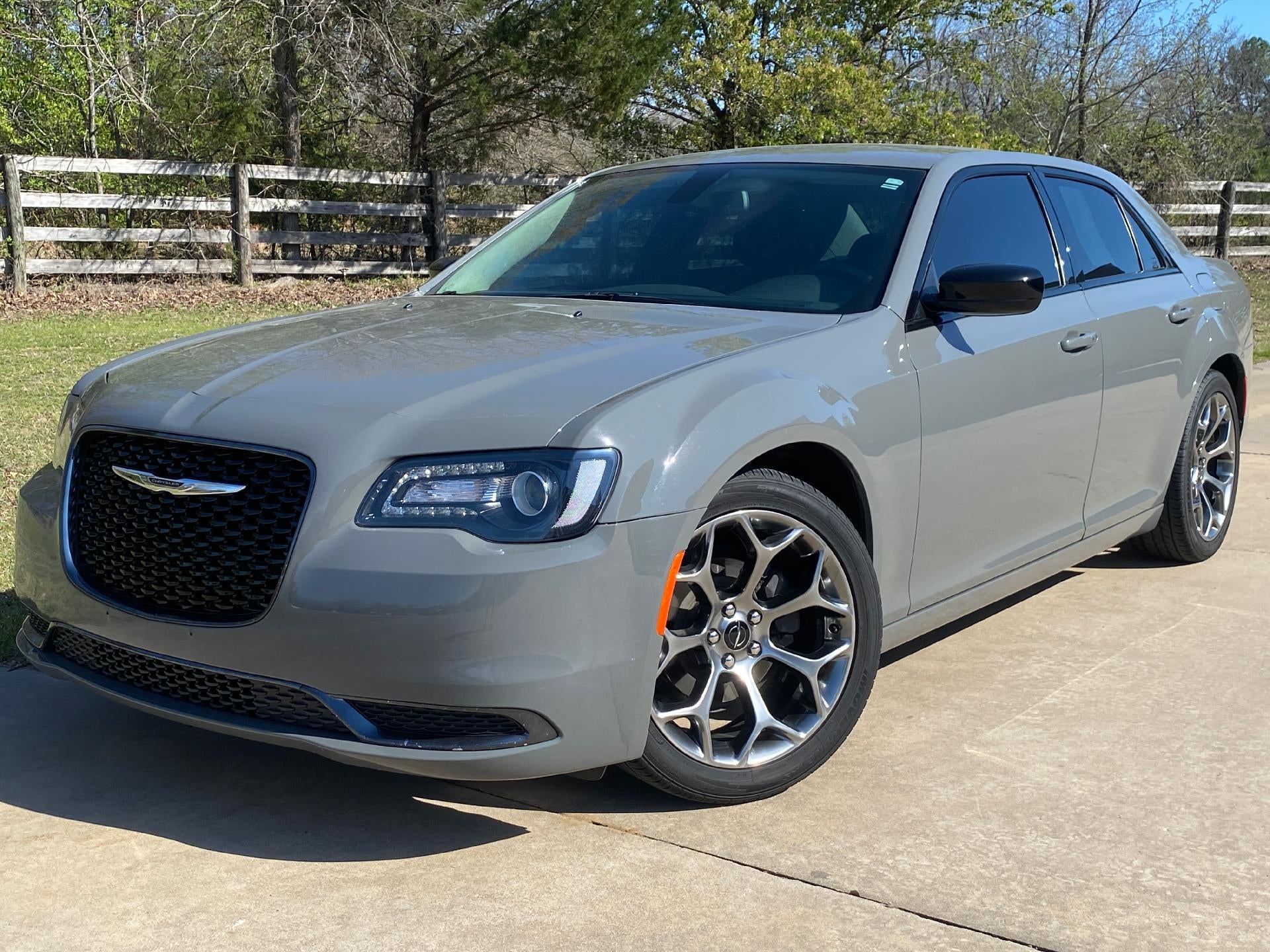 2018 Chrysler 300 Touring