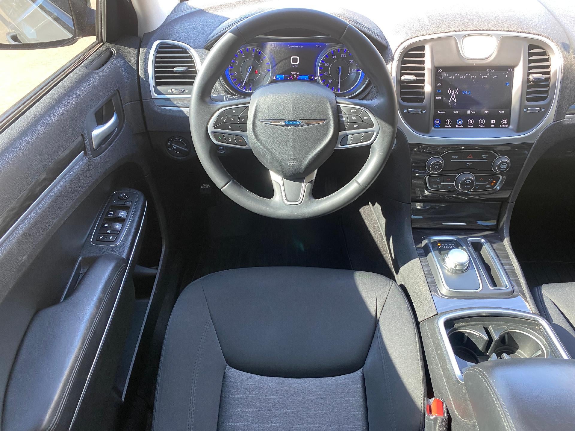 2018 Chrysler 300 Touring