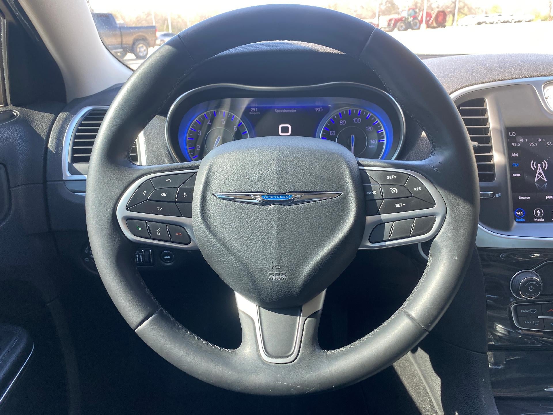 2018 Chrysler 300 Touring
