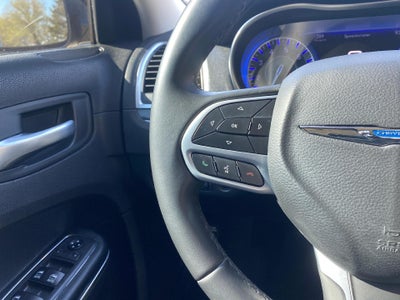 2018 Chrysler 300 Touring