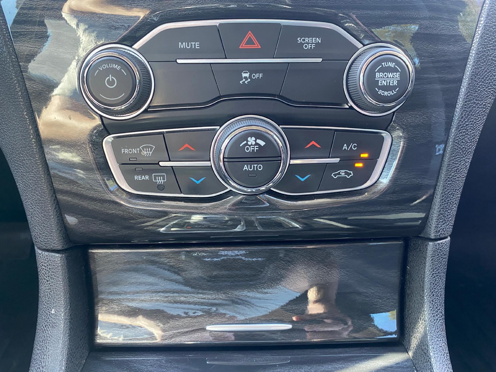 2018 Chrysler 300 Touring