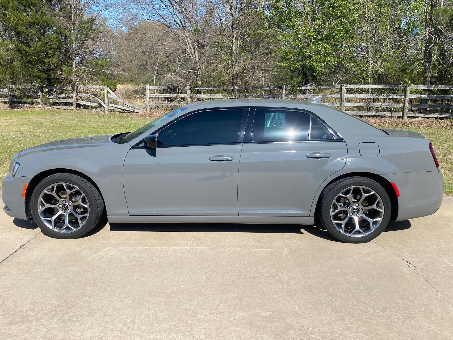 2018 Chrysler 300 Touring
