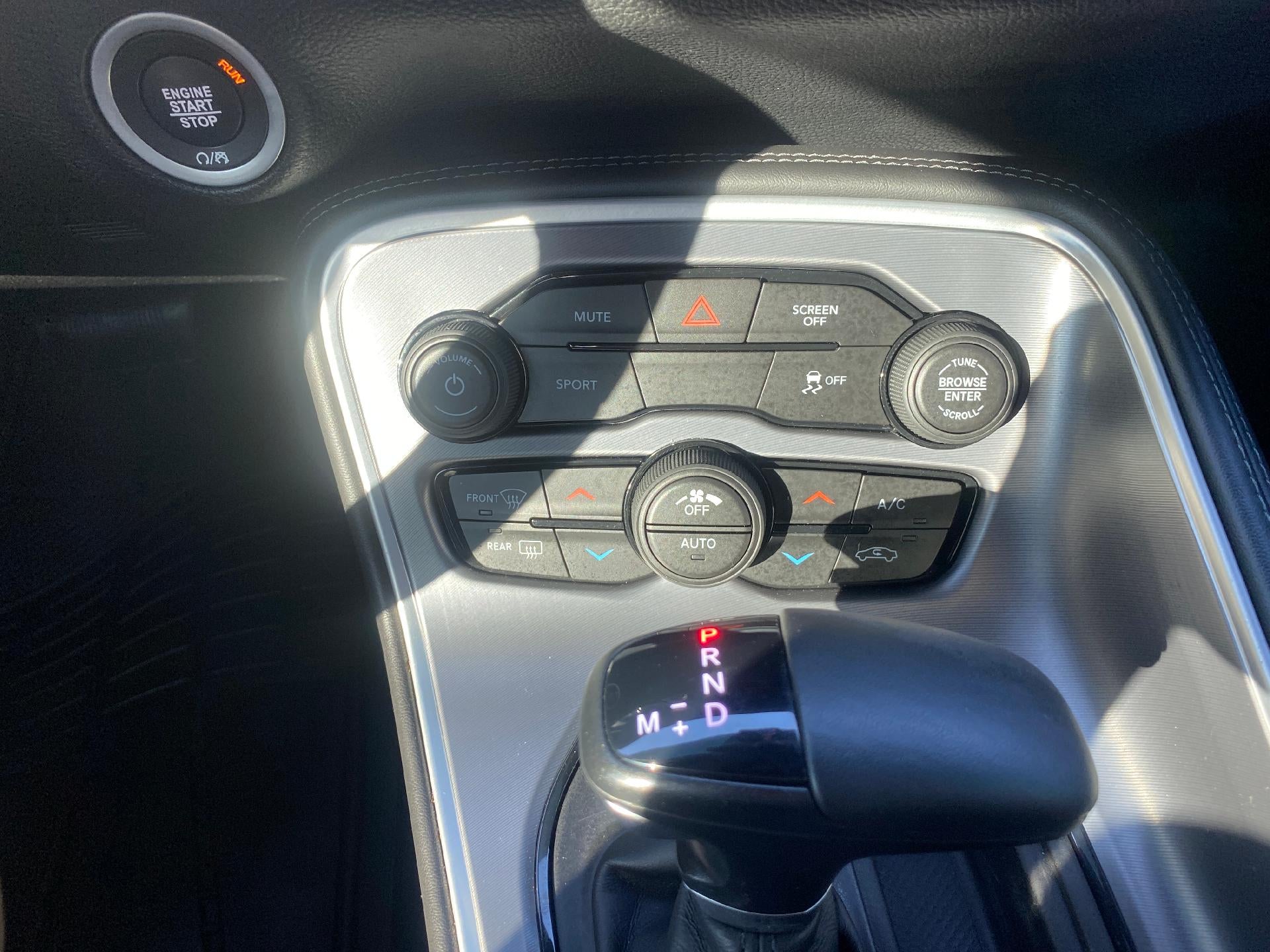 2020 Dodge Challenger SXT