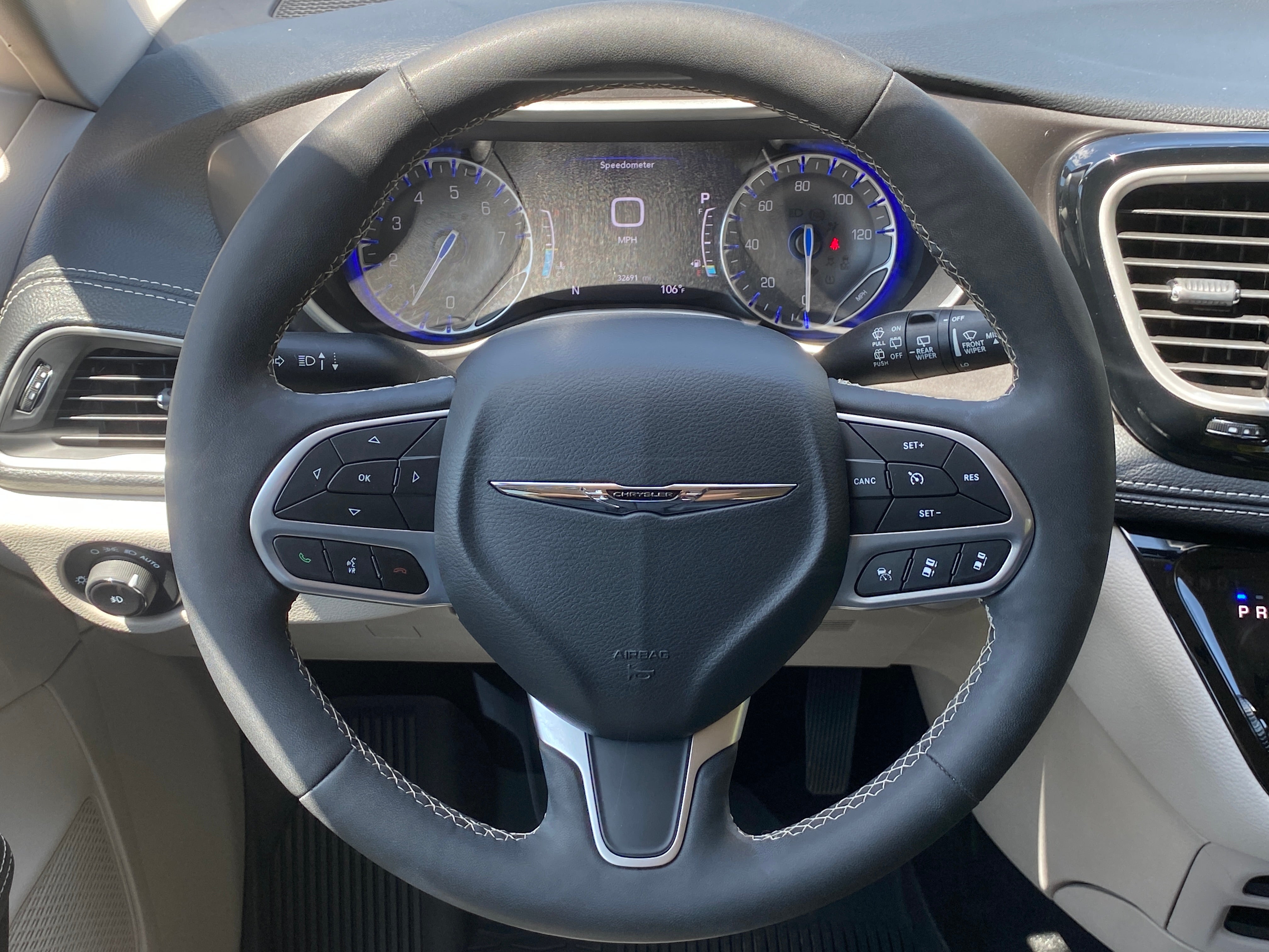 2024 Chrysler Pacifica Touring L