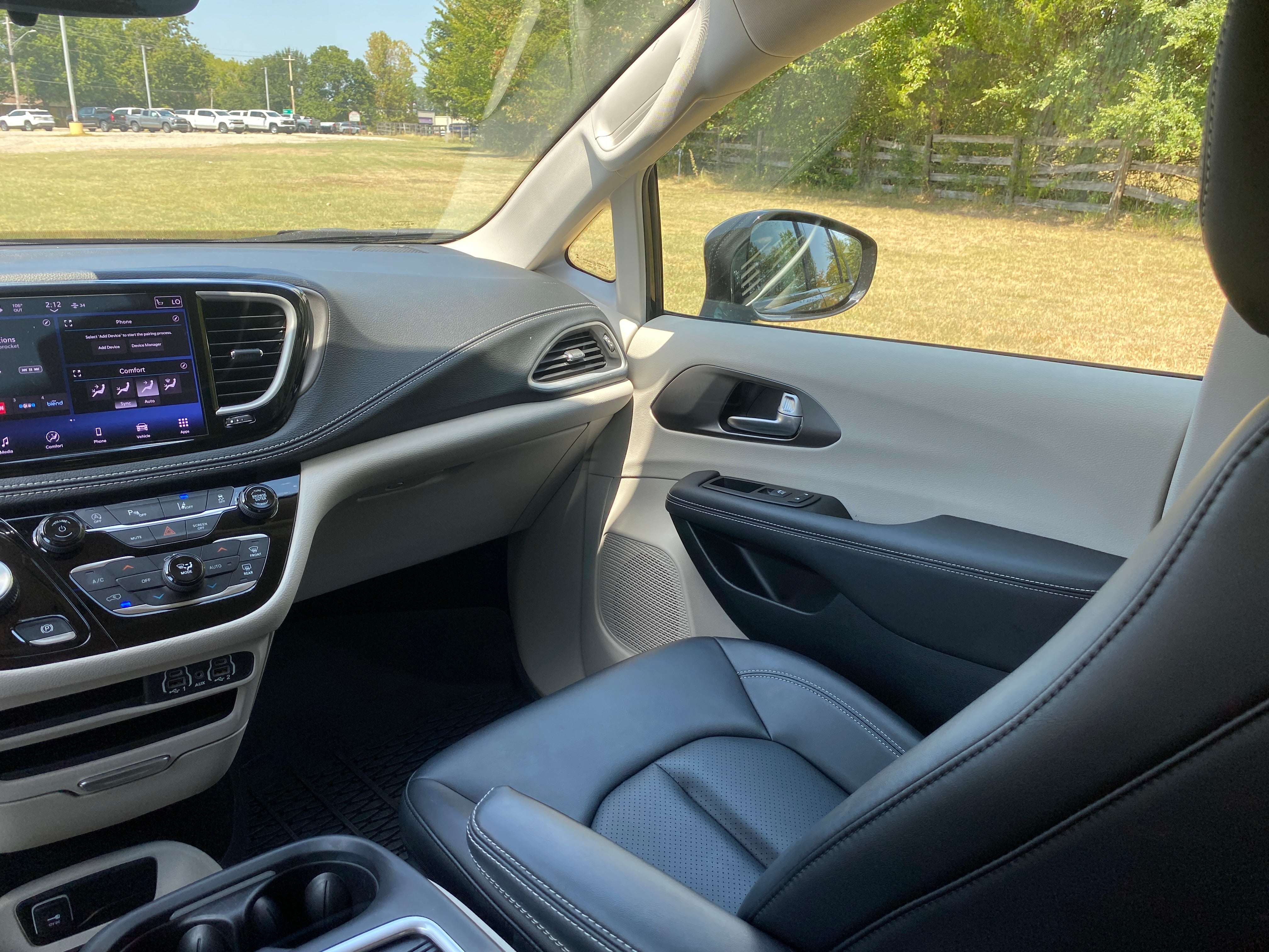 2024 Chrysler Pacifica Touring L