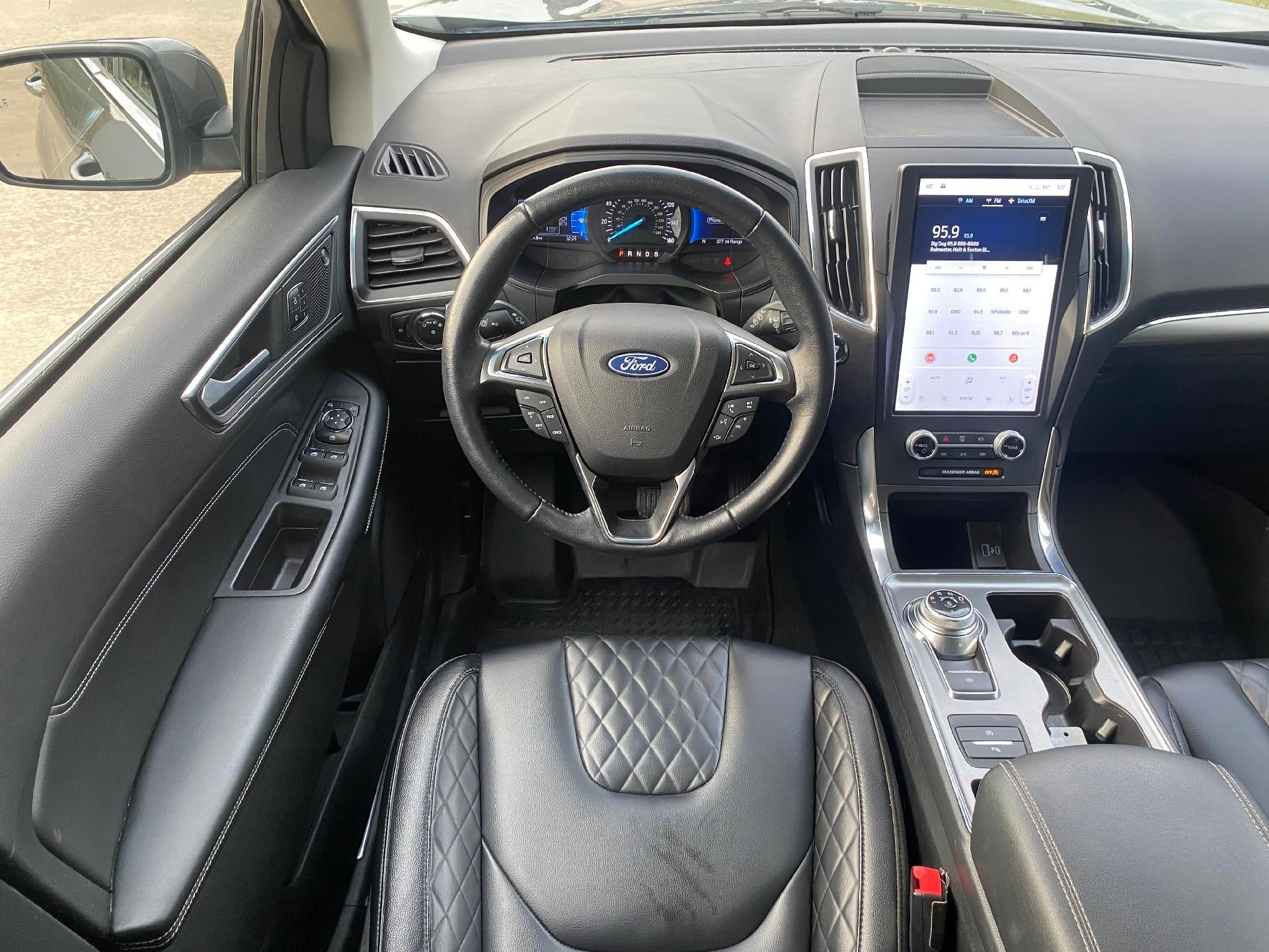 2023 Ford Edge Titanium