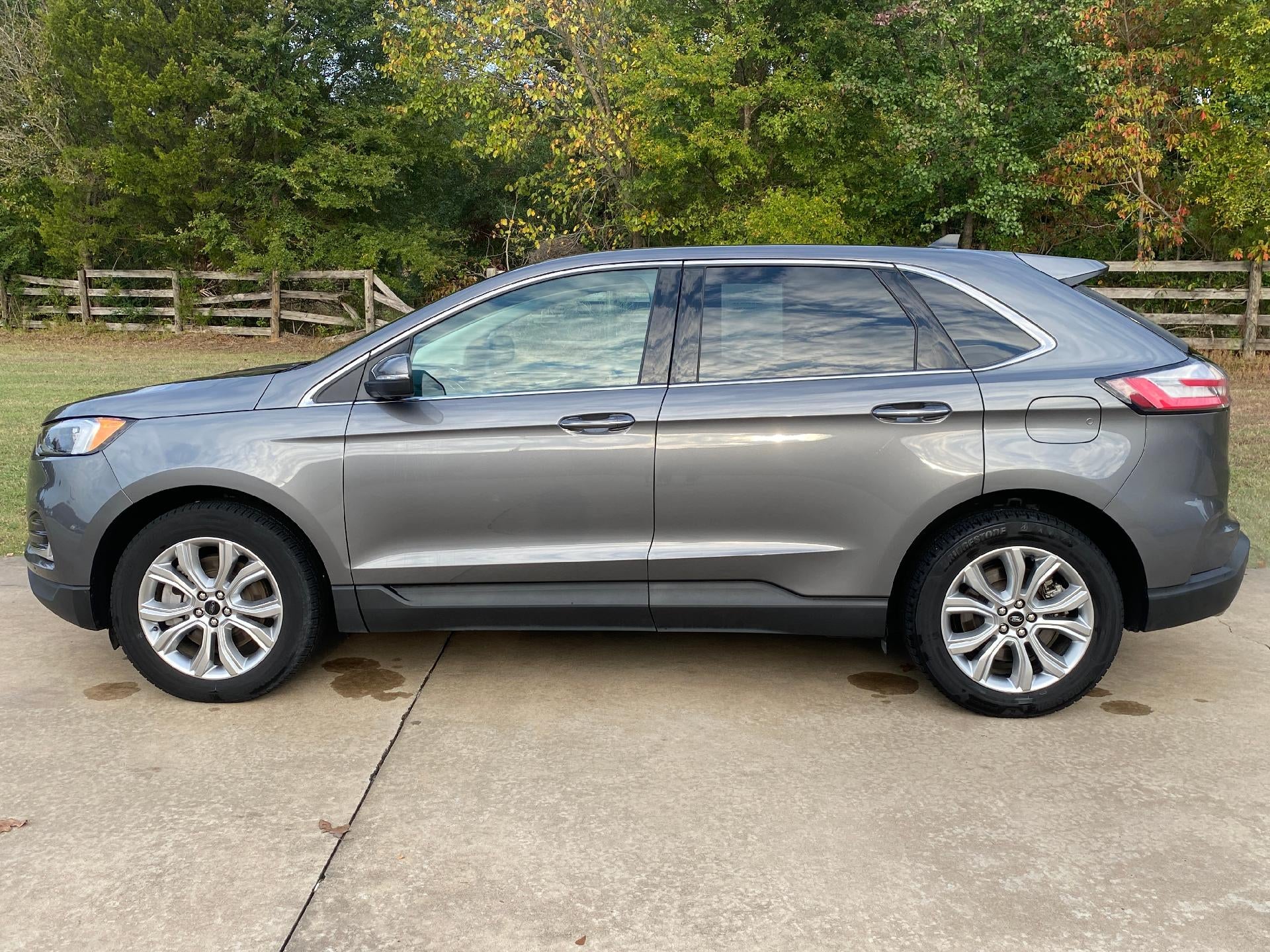 2023 Ford Edge Titanium