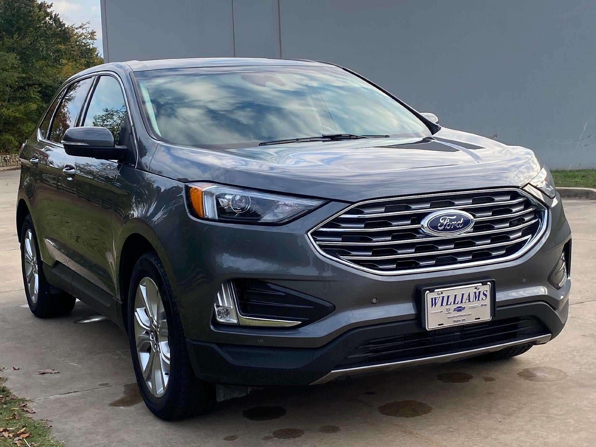 2023 Ford Edge Titanium
