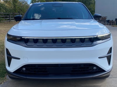 2024 Jeep Wagoneer S Launch Edition
